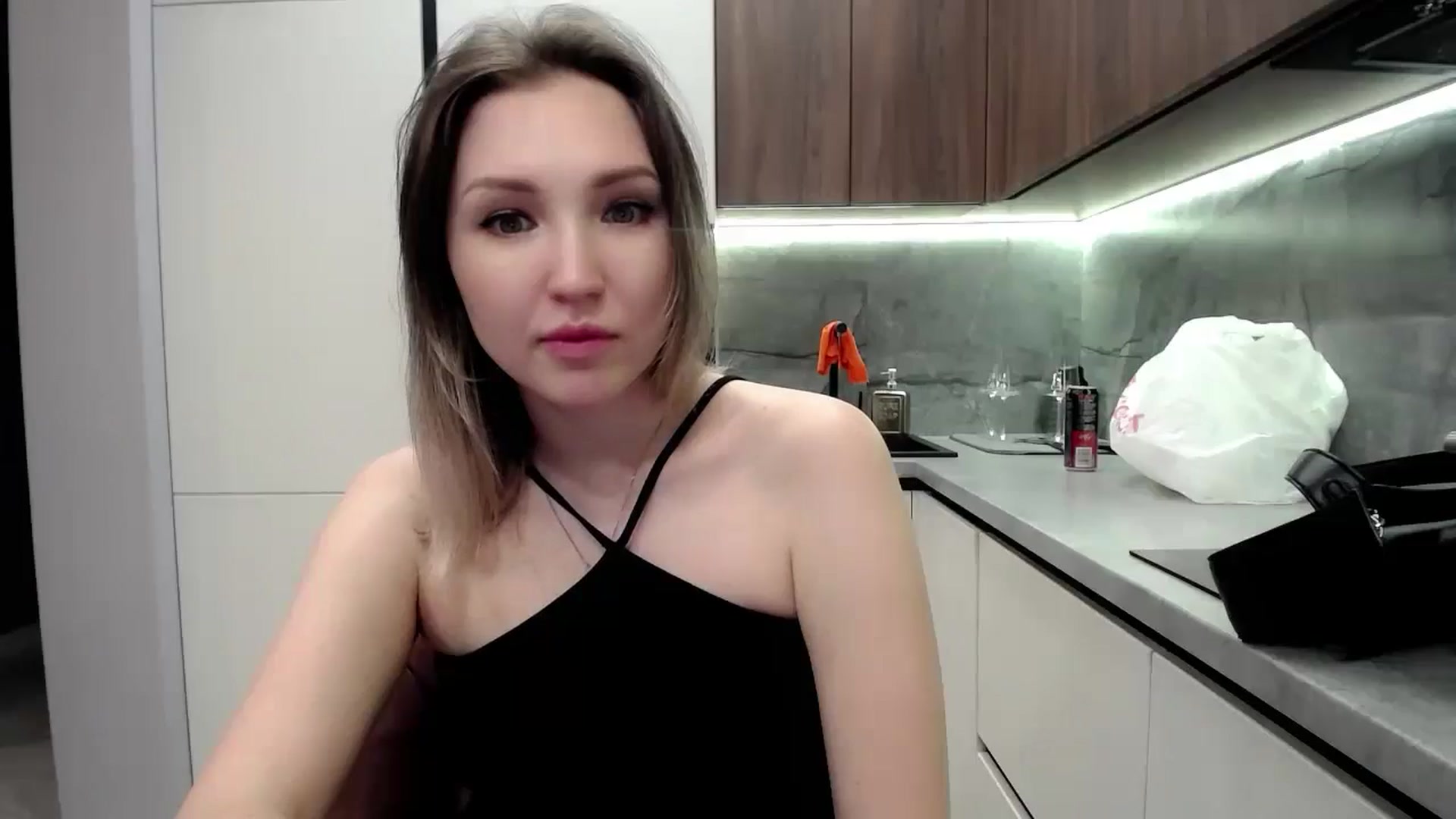 Gallery image thumbnail from Ashley_cutie_'s myfreecams stream on, 05/30/2025, 15:59 image 11 of 20
