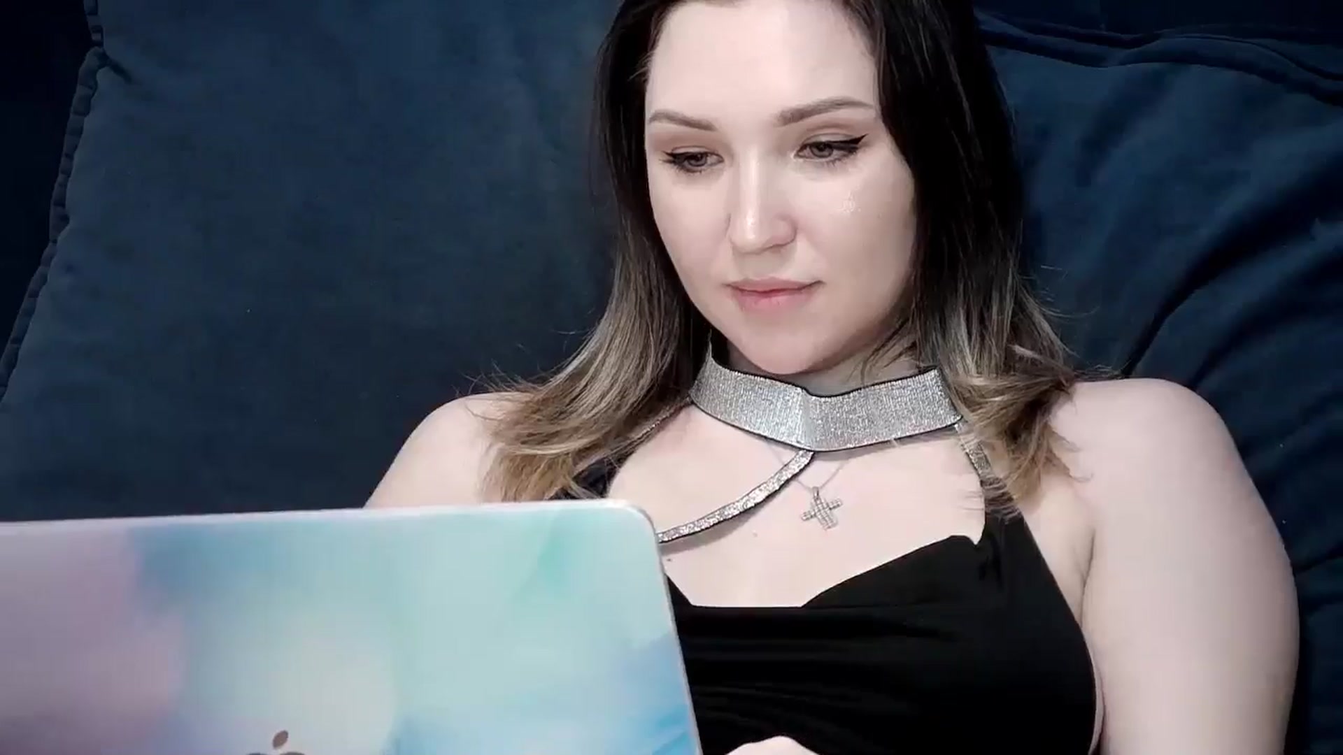 Gallery image thumbnail from Ashley_cutie_'s myfreecams stream on, 11/12/2025, 16:13 image 16 of 20