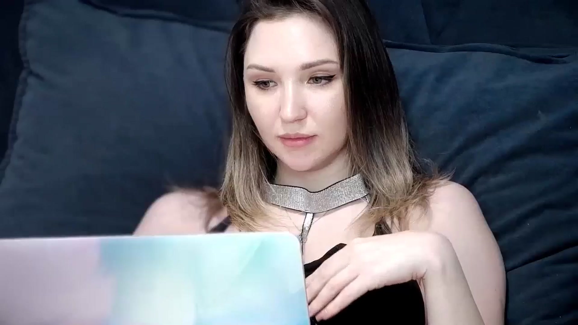 Gallery image thumbnail from Ashley_cutie_'s myfreecams stream on, 11/12/2025, 16:48 image 13 of 20