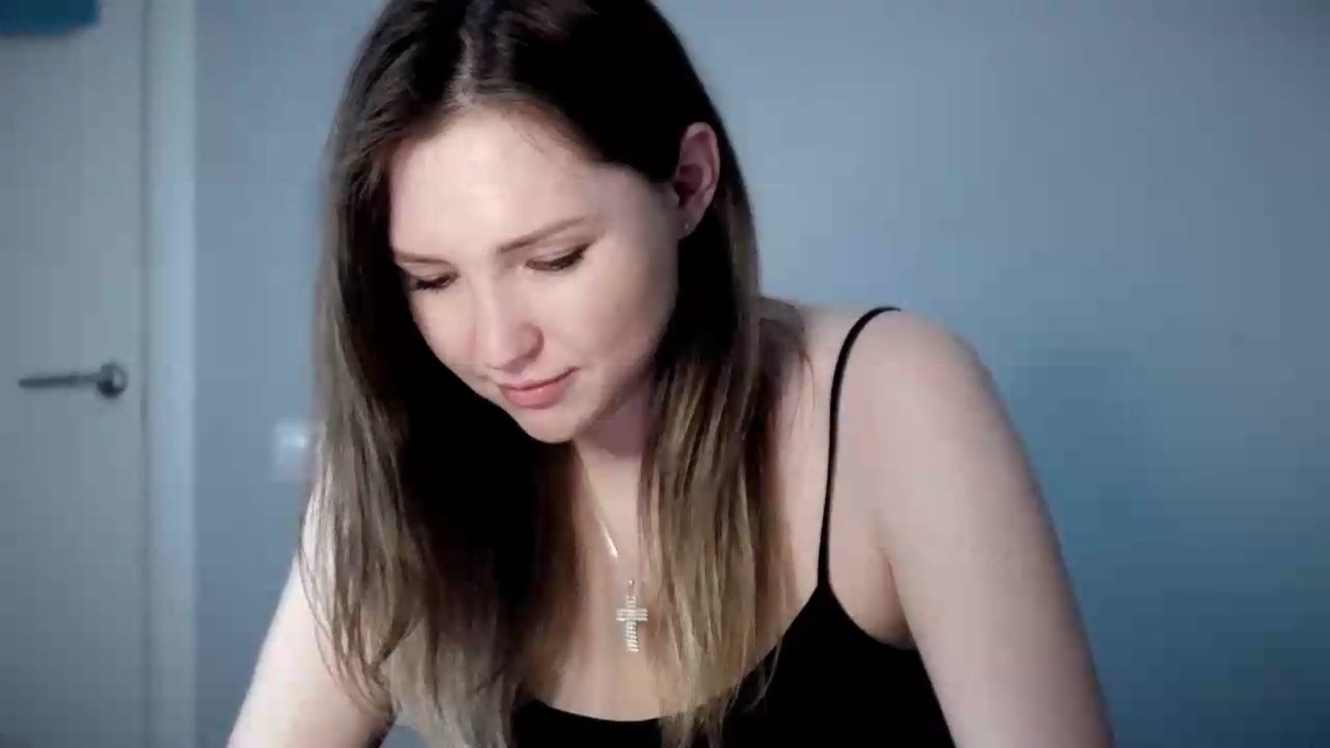Gallery image thumbnail from Ashley_cutie_'s myfreecams stream on, 05/18/2026, 21:08 image 7 of 20
