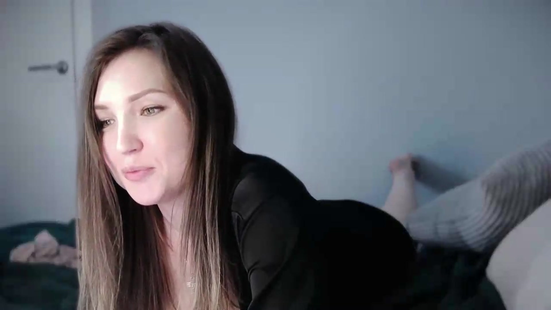 Gallery image thumbnail from Ashley_cutie_'s myfreecams stream on, 06/15/2026, 21:36 image 19 of 20