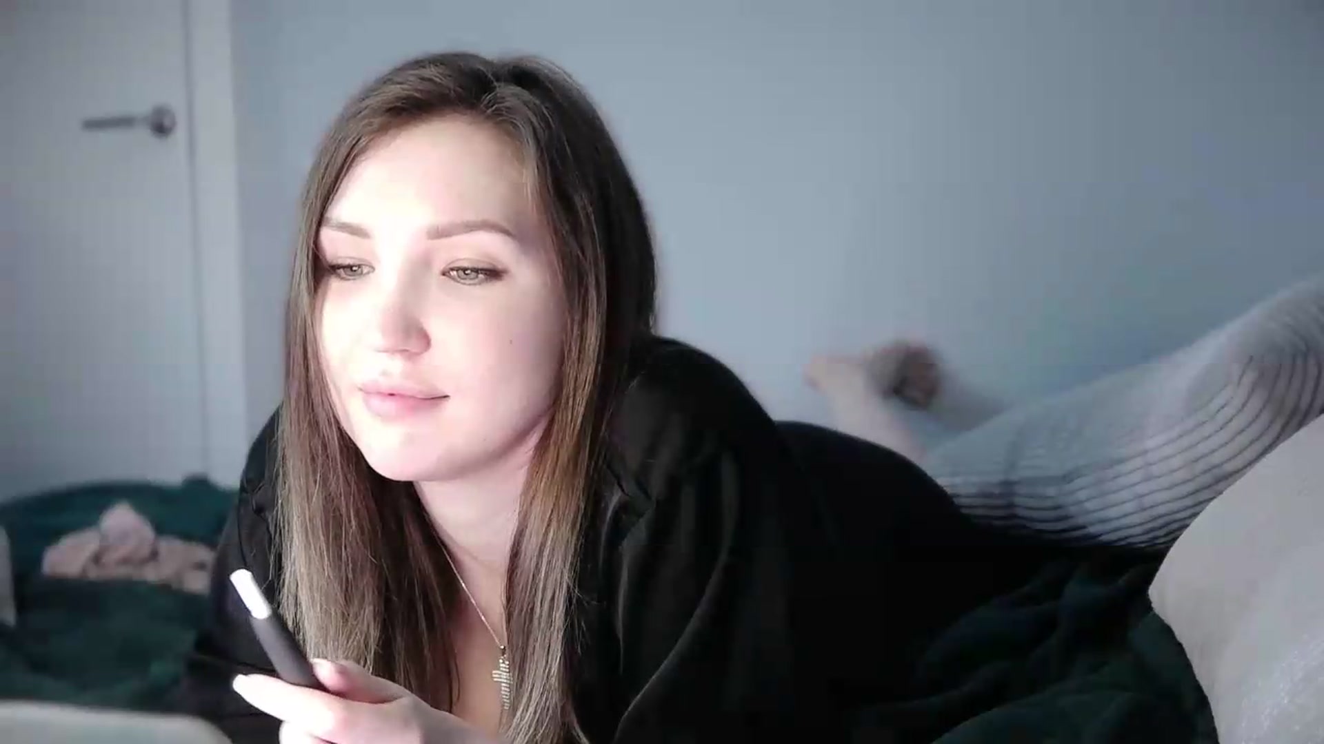 Gallery image thumbnail from Ashley_cutie_'s myfreecams stream on, 06/15/2026, 21:36 image 17 of 20