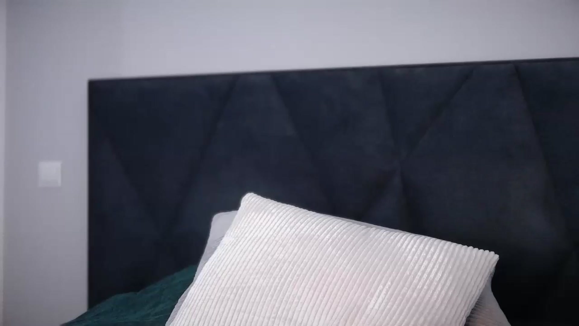 Gallery image thumbnail from Ashley_cutie_'s myfreecams stream on, 06/21/2026, 21:08 image 10 of 20