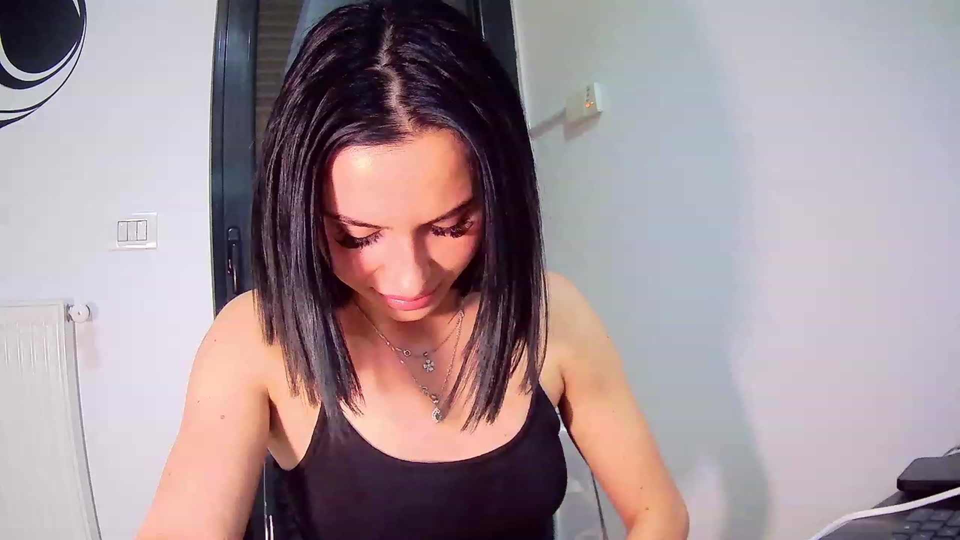 Gallery image thumbnail from Ashleystar9's myfreecams stream on, 01/15/2024, 21:21 image 16 of 20