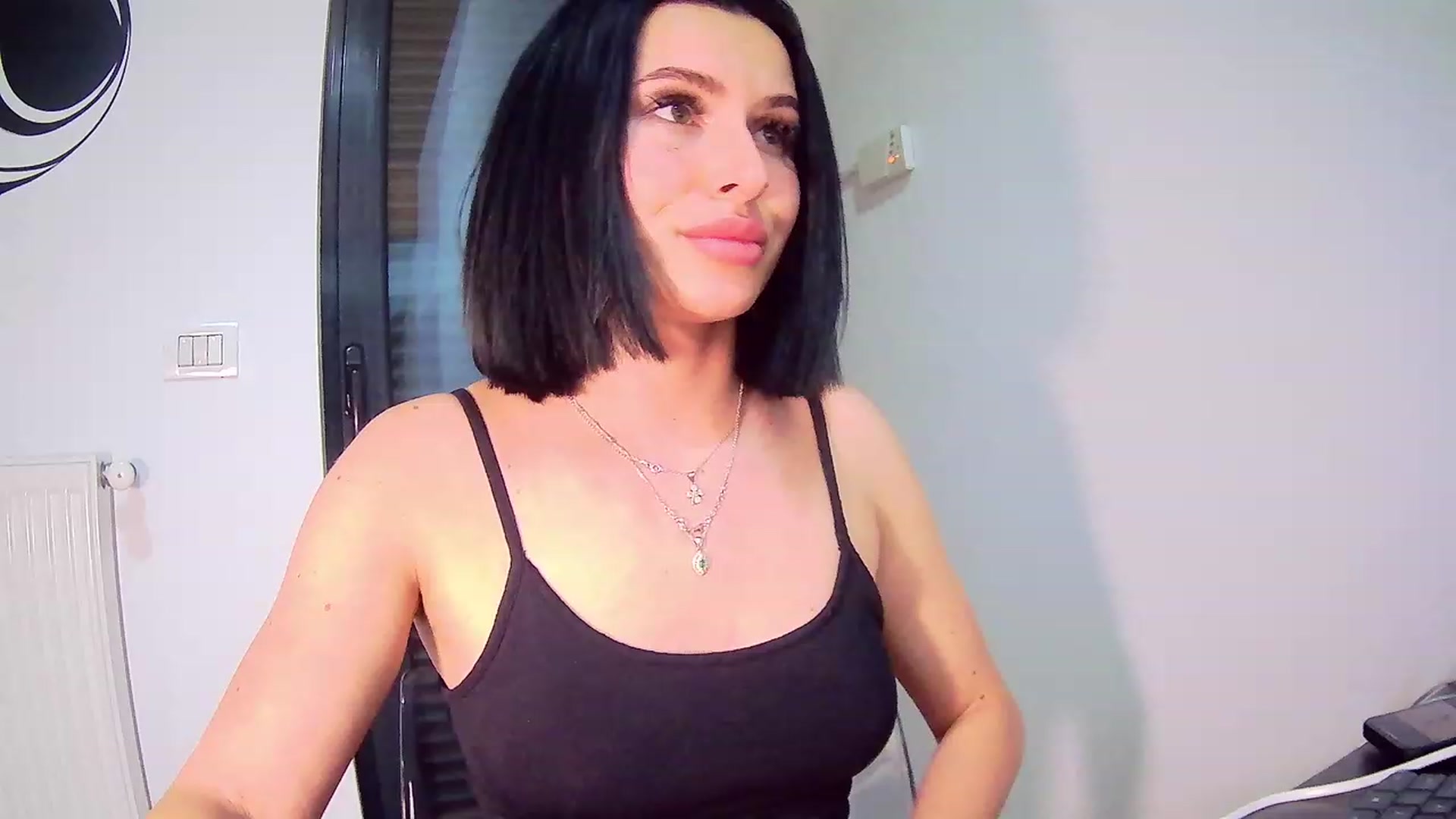 Gallery image thumbnail from Ashleystar9's myfreecams stream on, 01/15/2024, 21:21 image 10 of 20