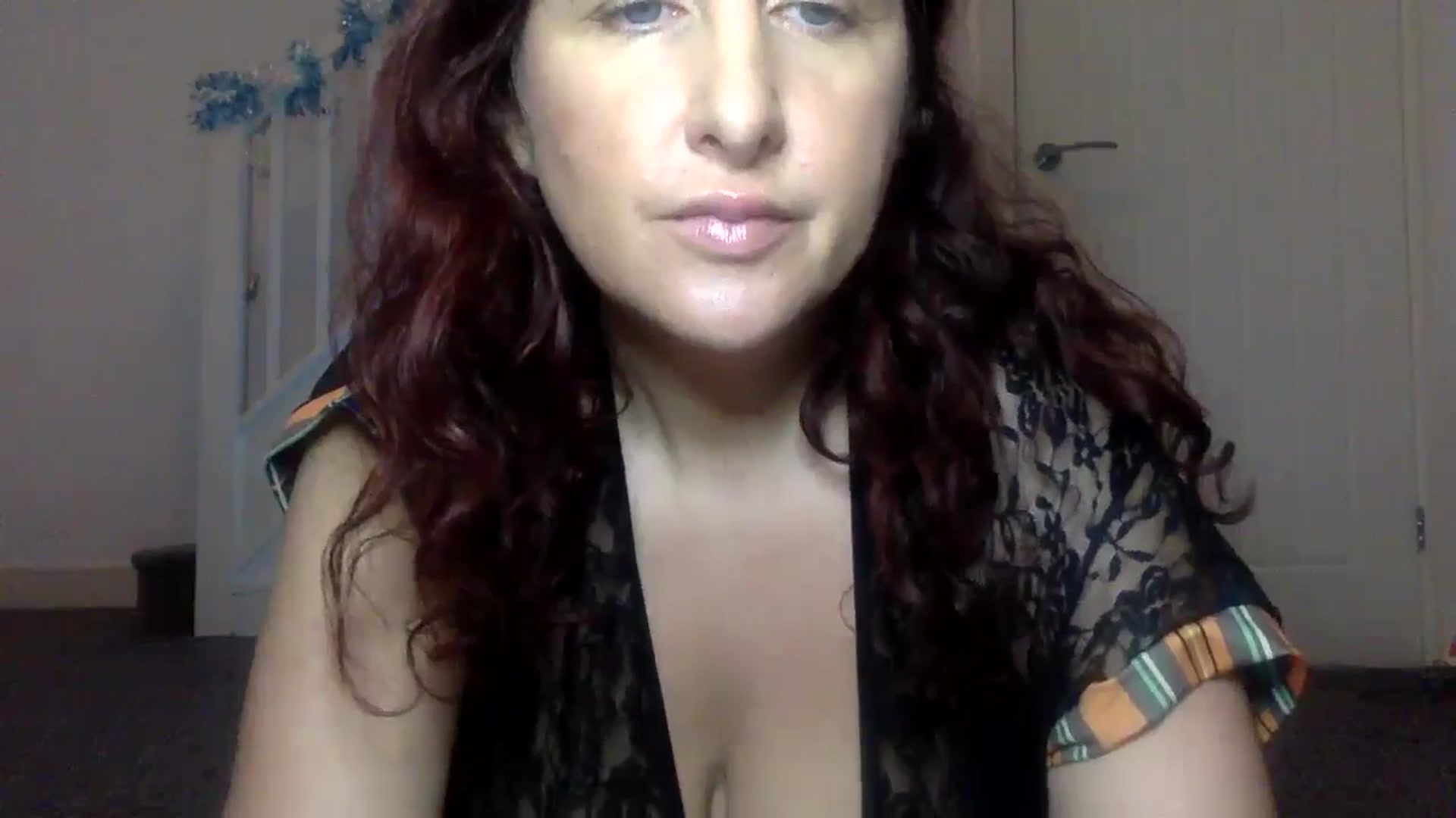 Gallery image thumbnail from AshleyyCoxx's myfreecams stream on, 12/16/2024, 09:35 image 13 of 20