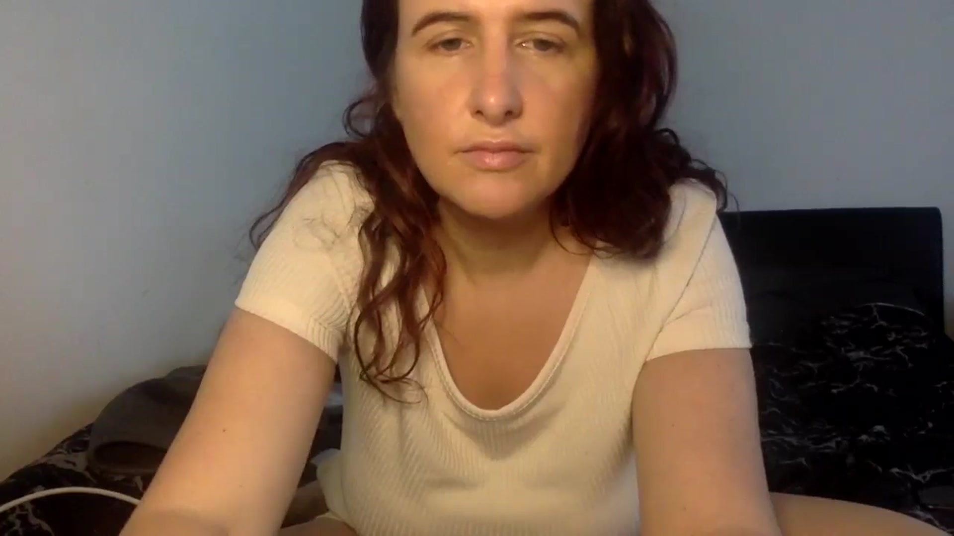 Gallery image thumbnail from AshleyyCoxx's myfreecams stream on, 01/16/2025, 11:56 image 12 of 20