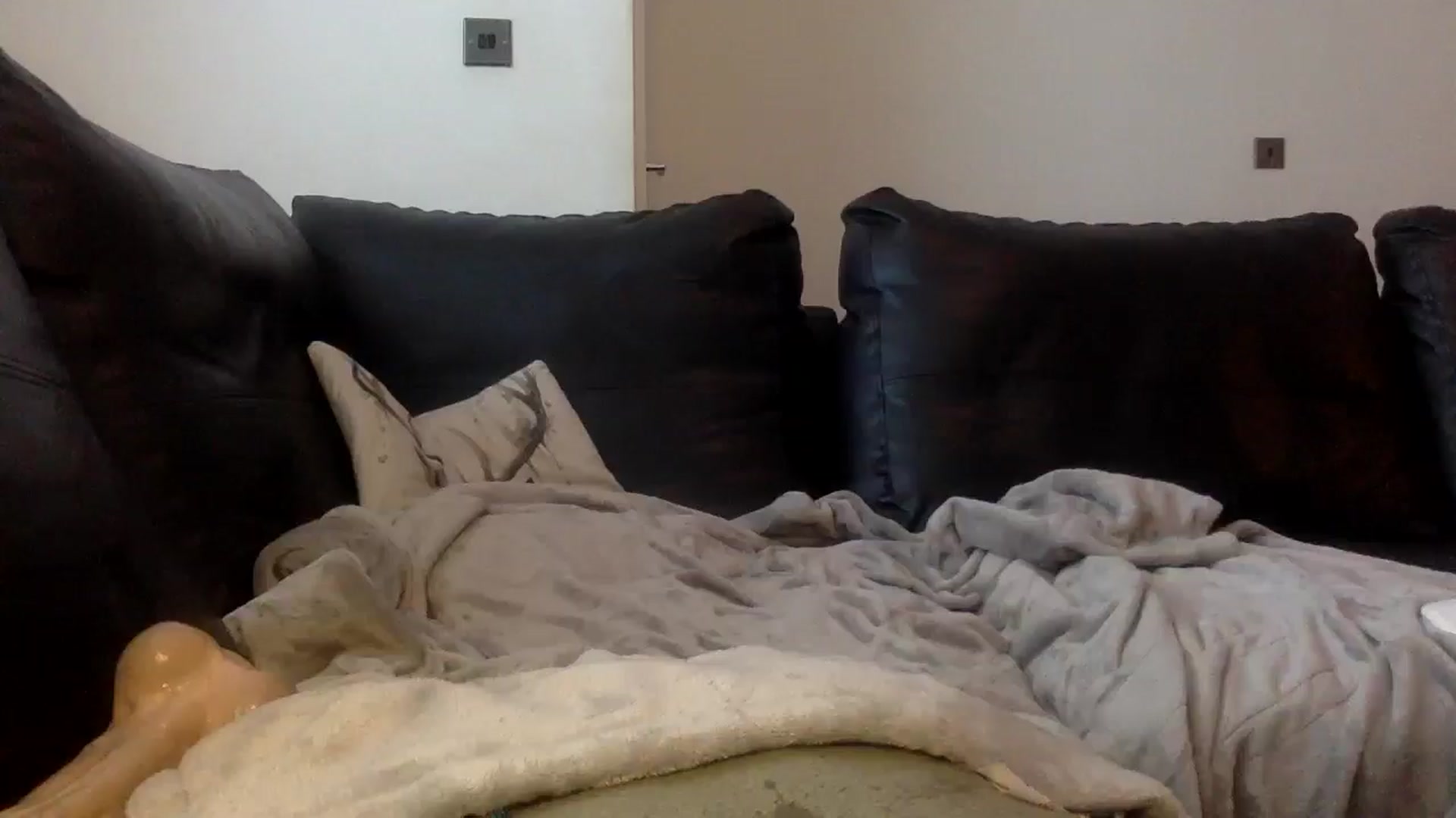 Gallery image thumbnail from AshleyyCoxx's myfreecams stream on, 03/24/2025, 11:02 image 20 of 20