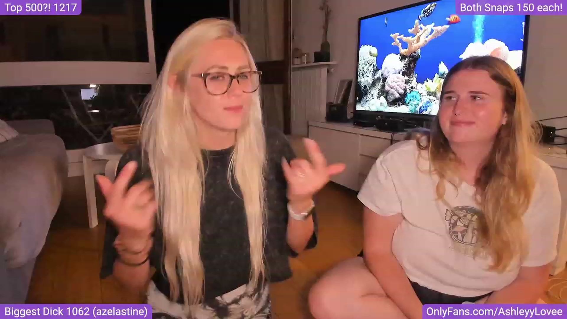 Gallery image thumbnail from AshleyyLovee's myfreecams stream on, 08/20/2023, 03:05 image 13 of 20