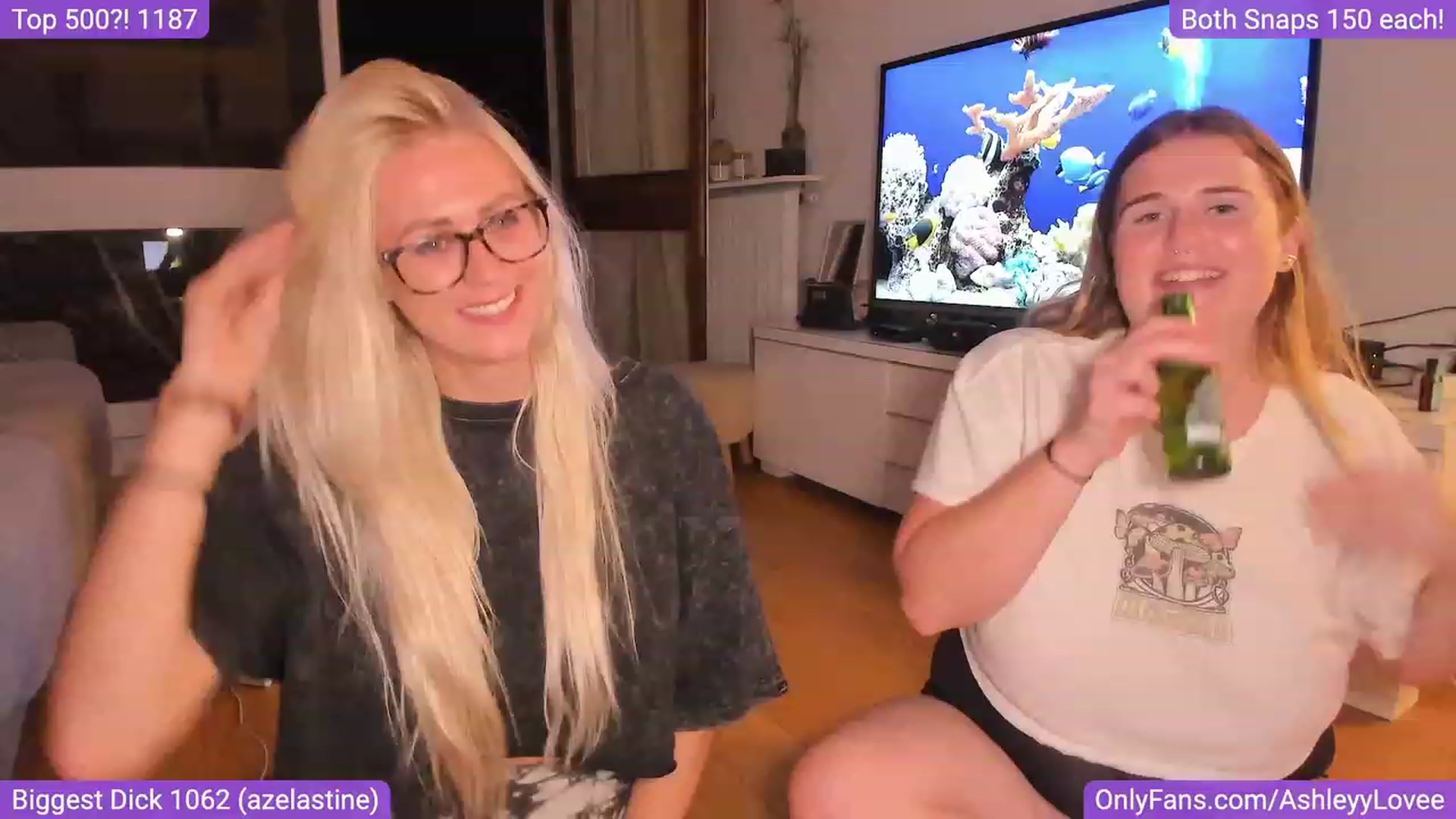 Gallery image thumbnail from AshleyyLovee's myfreecams stream on, 08/20/2023, 03:05 image 19 of 20