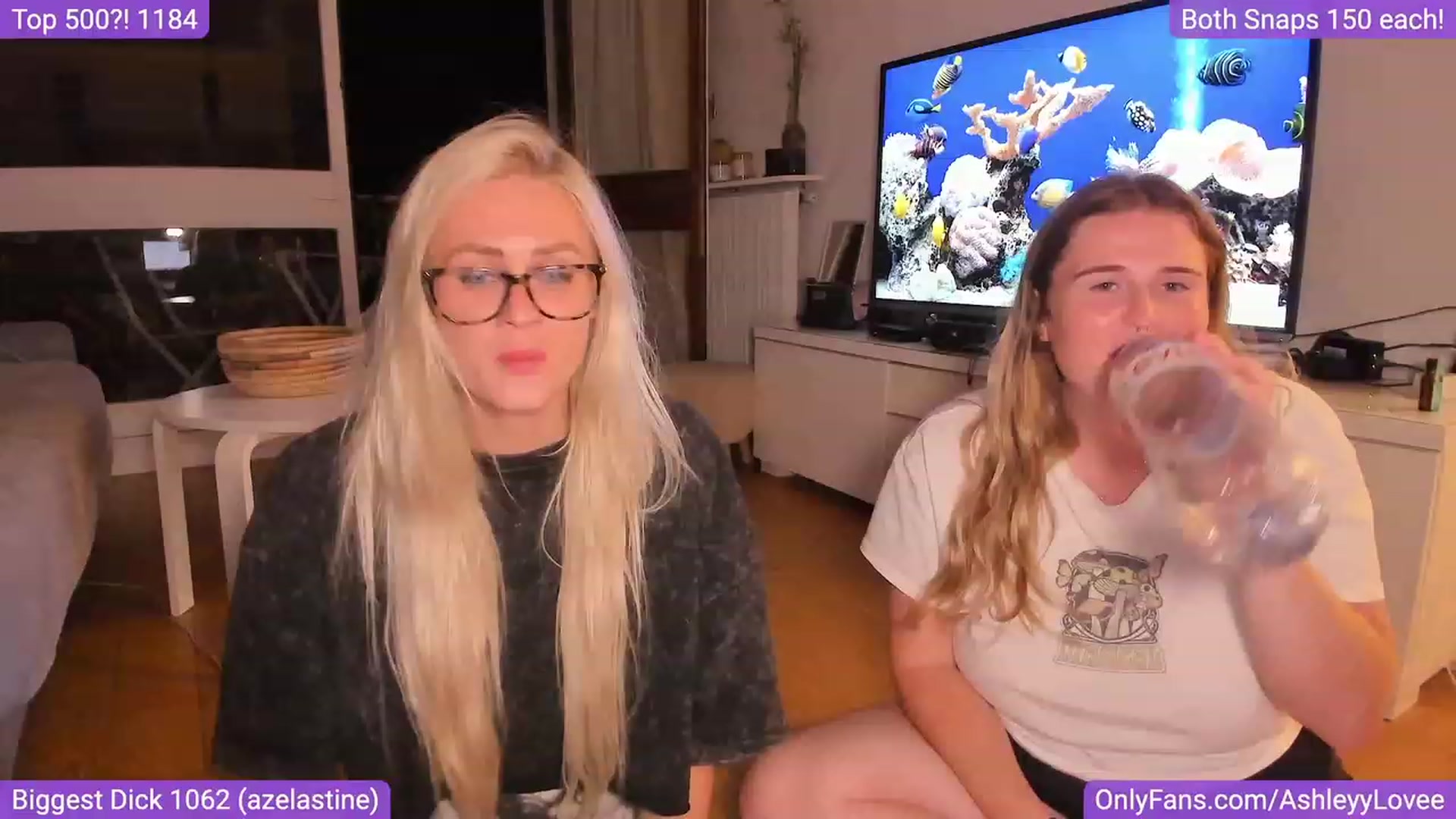 Gallery image thumbnail from AshleyyLovee's myfreecams stream on, 08/20/2023, 03:05 image 20 of 20