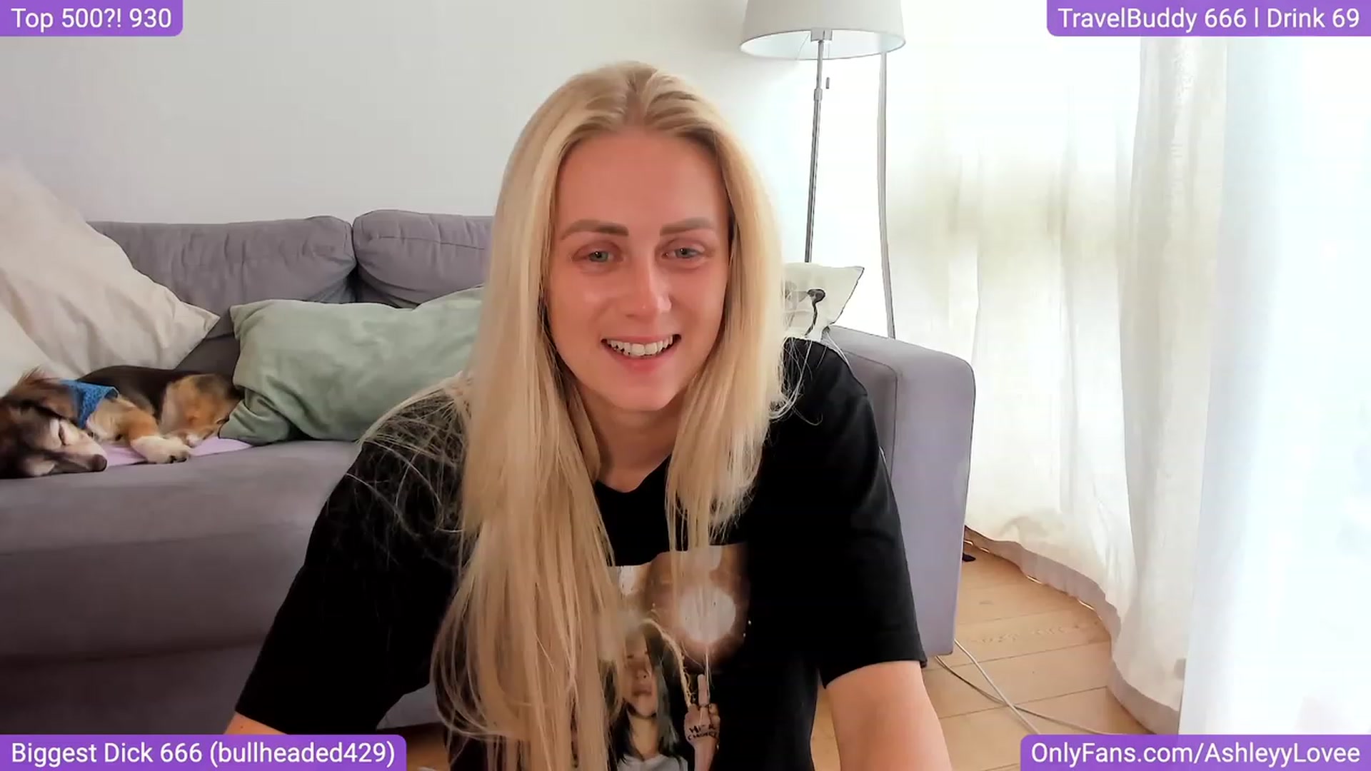 Gallery image thumbnail from AshleyyLovee's myfreecams stream on, 08/30/2023, 12:34 image 12 of 20