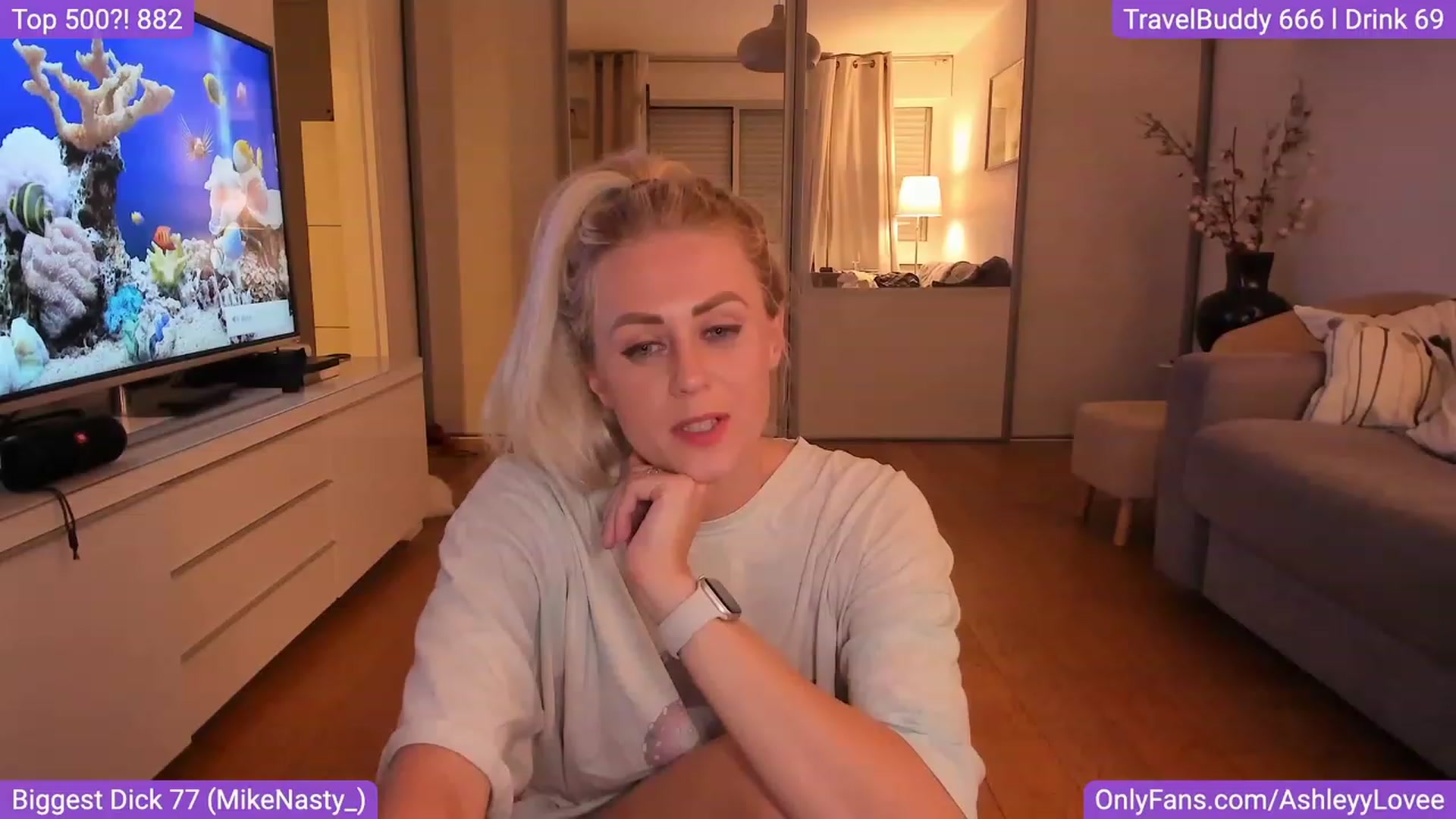 Gallery image thumbnail from AshleyyLovee's myfreecams stream on, 09/01/2023, 05:09 image 9 of 20