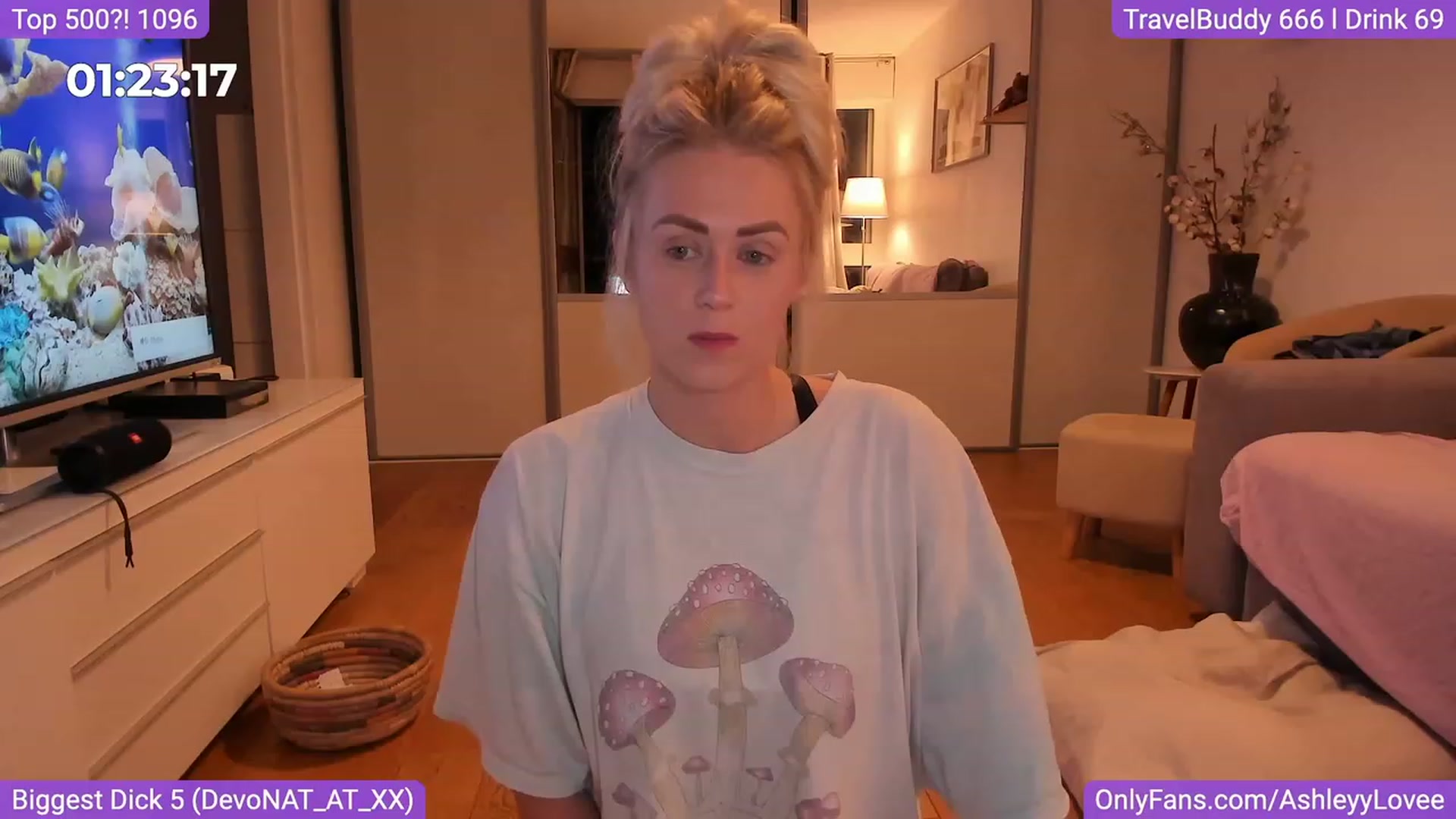 Gallery image thumbnail from AshleyyLovee's myfreecams stream on, 09/01/2023, 20:35 image 7 of 20