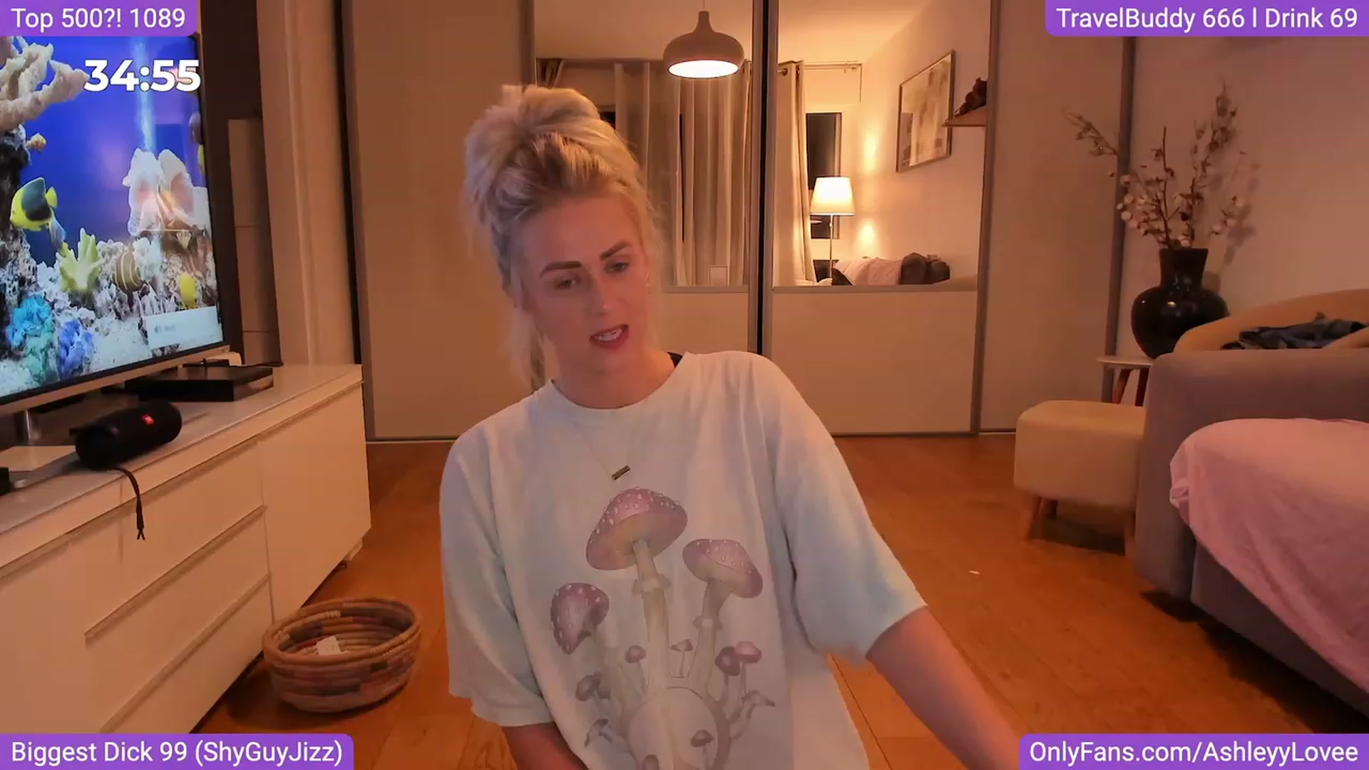 Gallery image thumbnail from AshleyyLovee's myfreecams stream on, 09/01/2023, 20:35 image 15 of 20