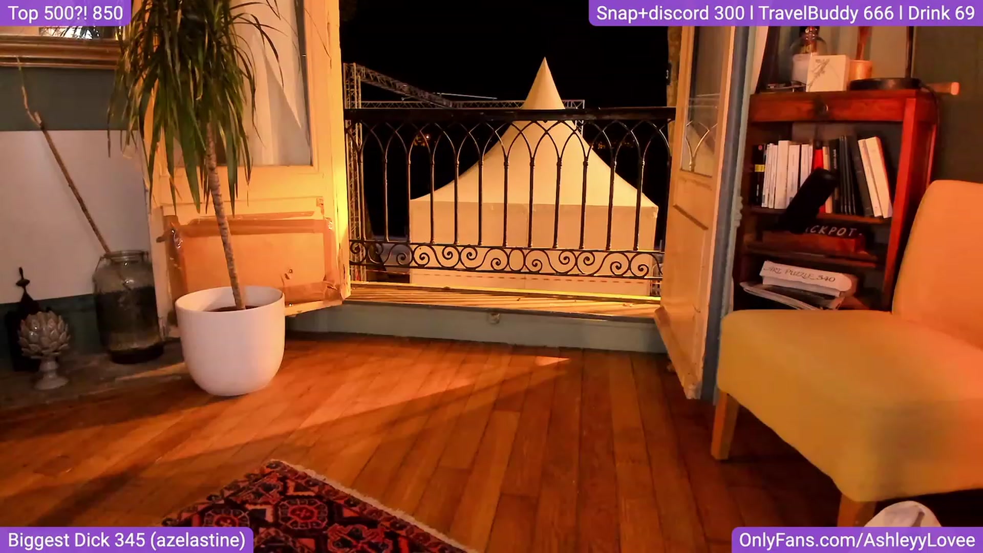 Gallery image thumbnail from AshleyyLovee's myfreecams stream on, 09/12/2023, 21:00 image 13 of 20