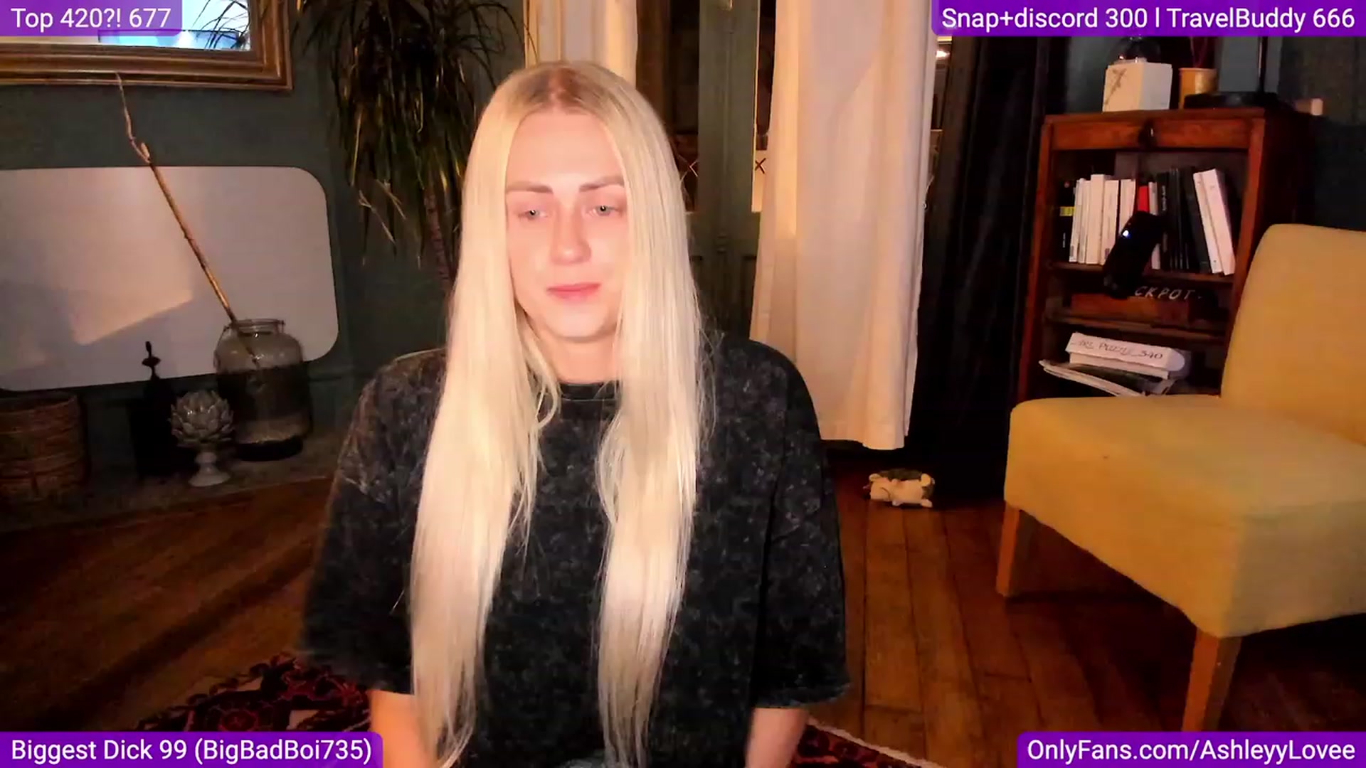 Gallery image thumbnail from AshleyyLovee's myfreecams stream on, 09/24/2023, 20:27 image 15 of 20