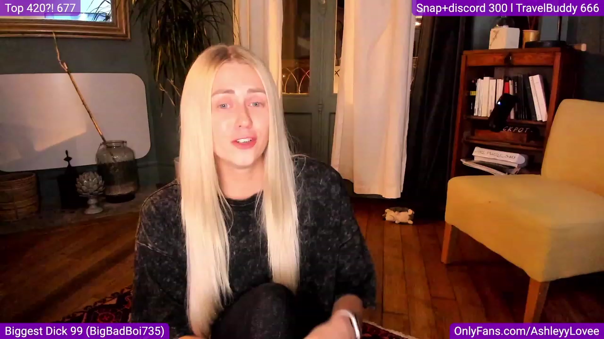 Gallery image thumbnail from AshleyyLovee's myfreecams stream on, 09/24/2023, 20:27 image 19 of 20