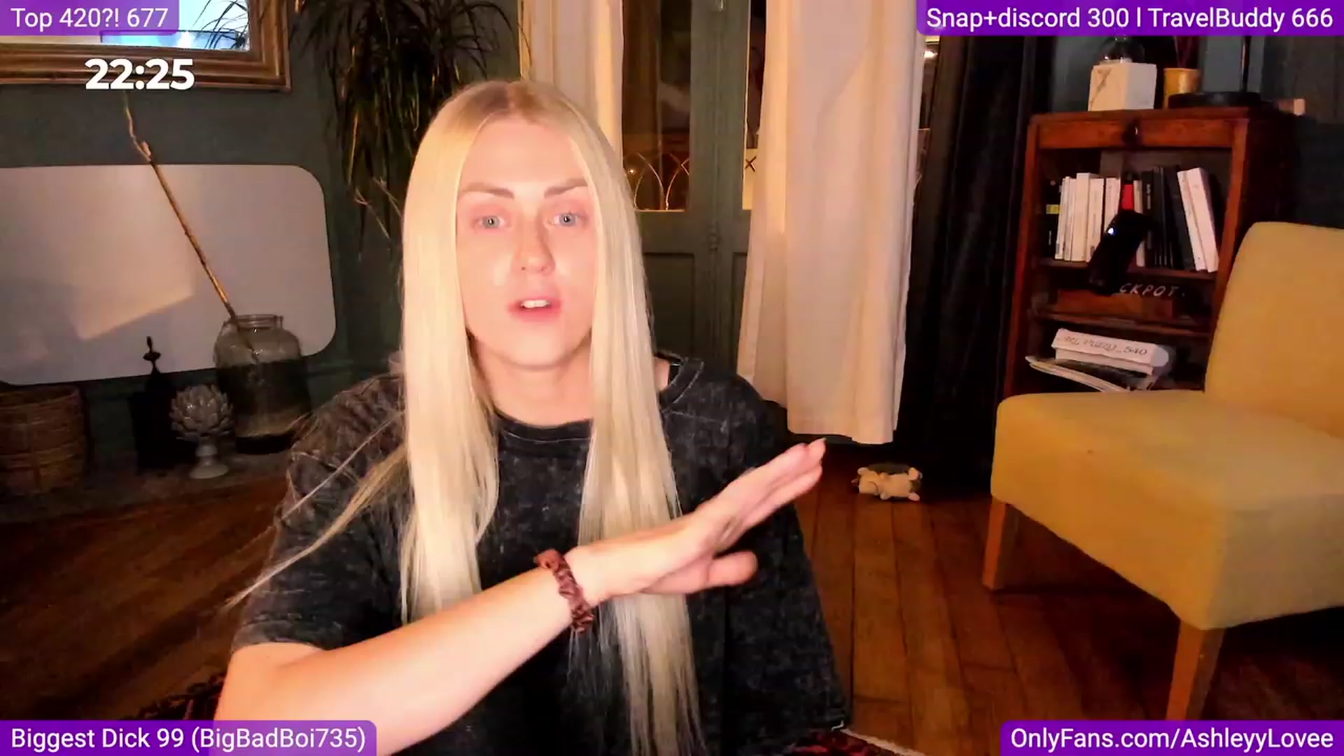 Gallery image thumbnail from AshleyyLovee's myfreecams stream on, 09/24/2023, 20:56 image 9 of 20