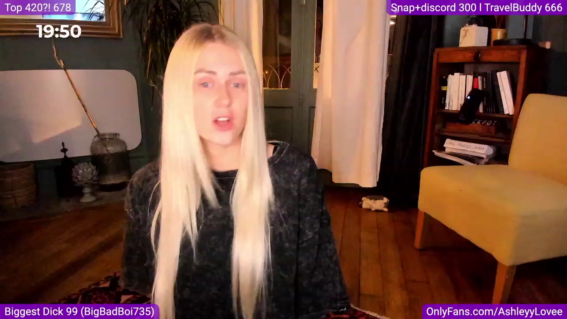 Gallery image thumbnail from AshleyyLovee's myfreecams stream on, 09/24/2023, 20:56 image 11 of 20