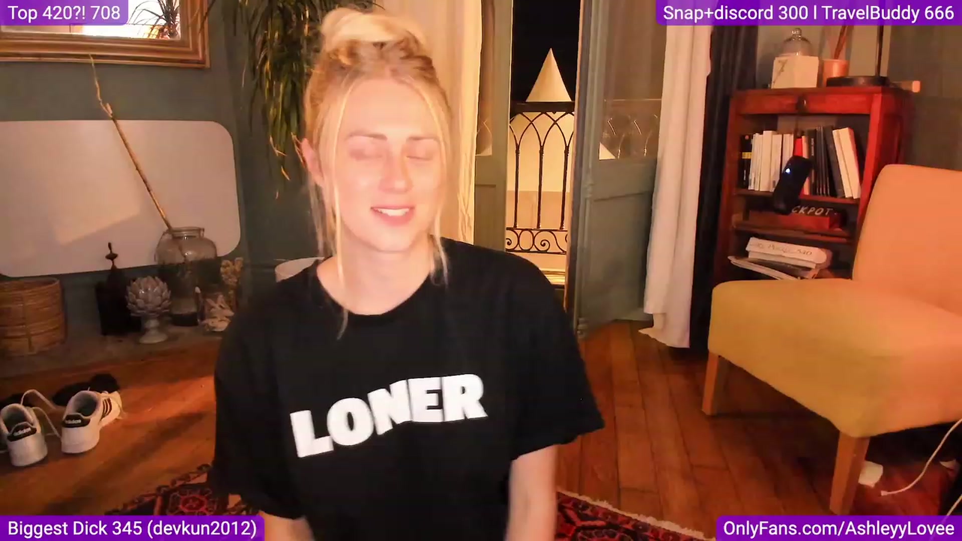 Gallery image thumbnail from AshleyyLovee's myfreecams stream on, 09/26/2023, 20:33 image 18 of 20