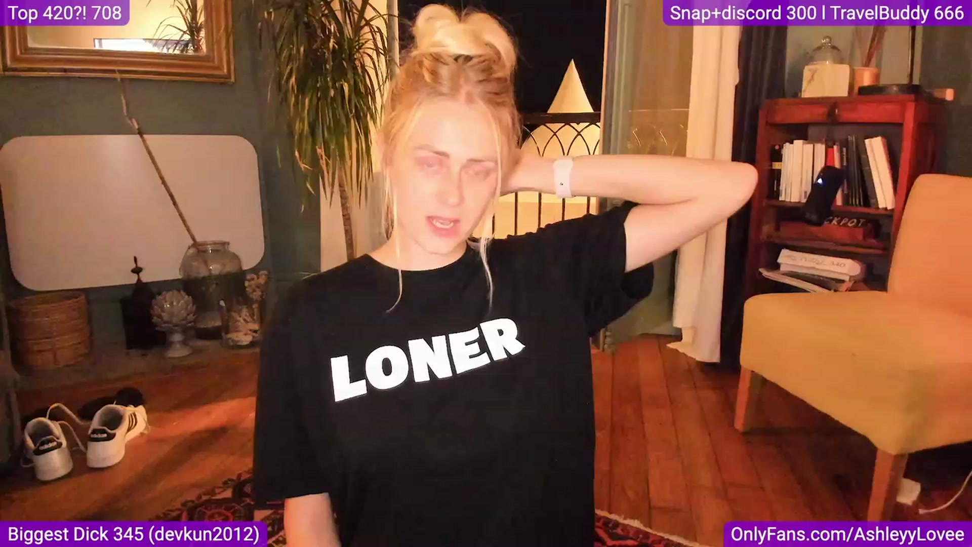 Gallery image thumbnail from AshleyyLovee's myfreecams stream on, 09/26/2023, 20:33 image 9 of 20