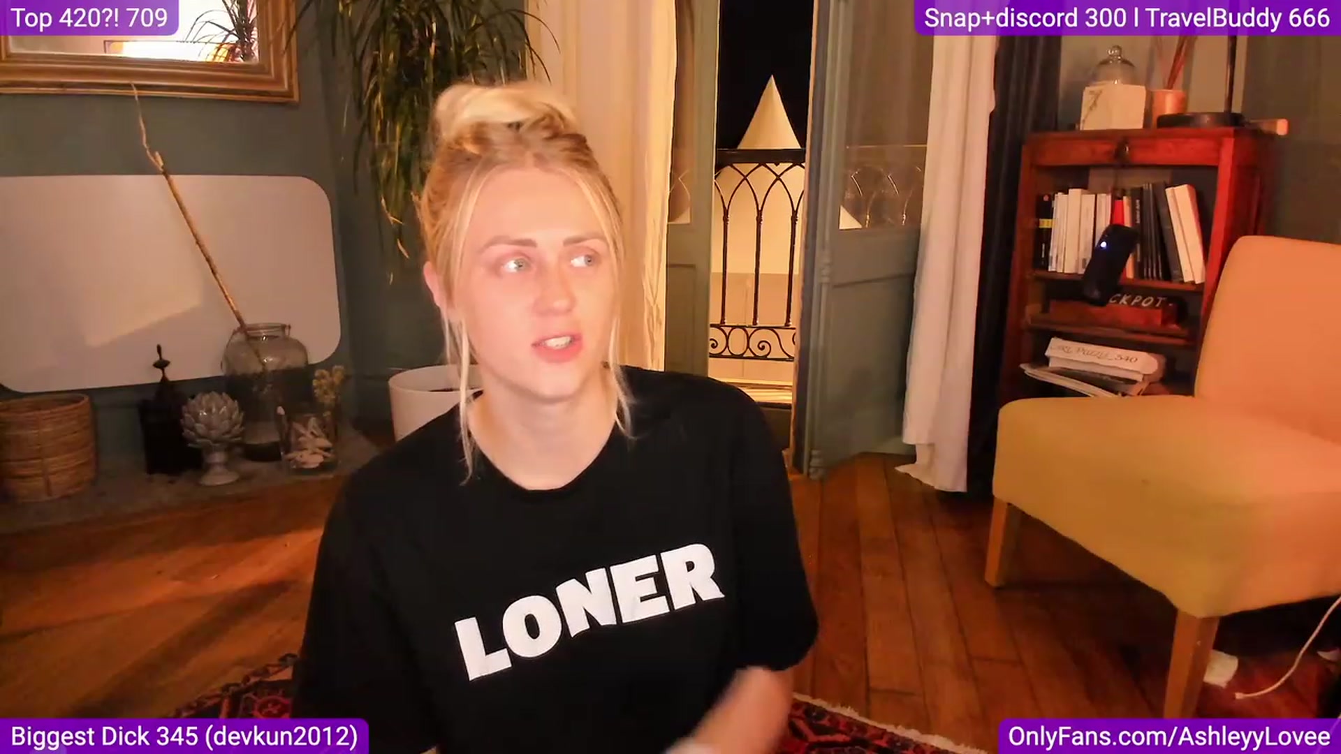 Gallery image thumbnail from AshleyyLovee's myfreecams stream on, 09/26/2023, 20:58 image 20 of 20