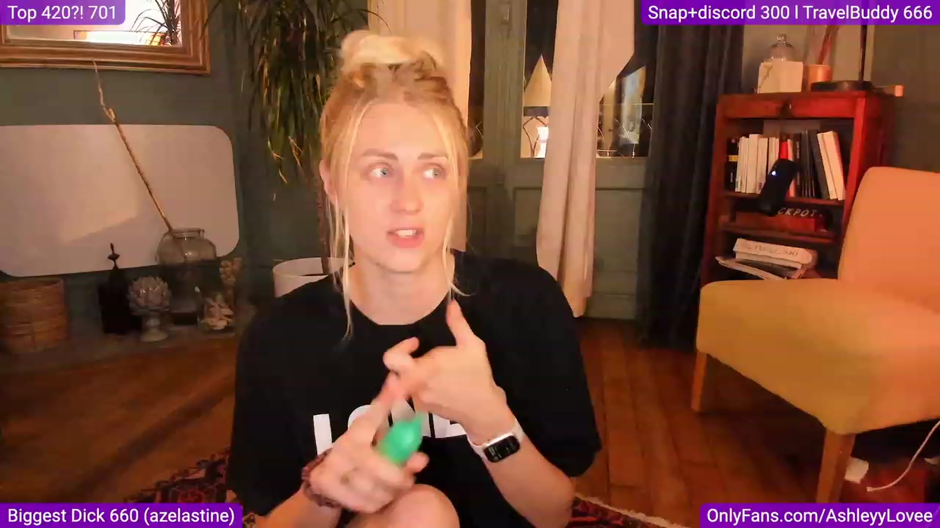 Gallery image thumbnail from AshleyyLovee's myfreecams stream on, 09/26/2023, 21:27 image 16 of 20