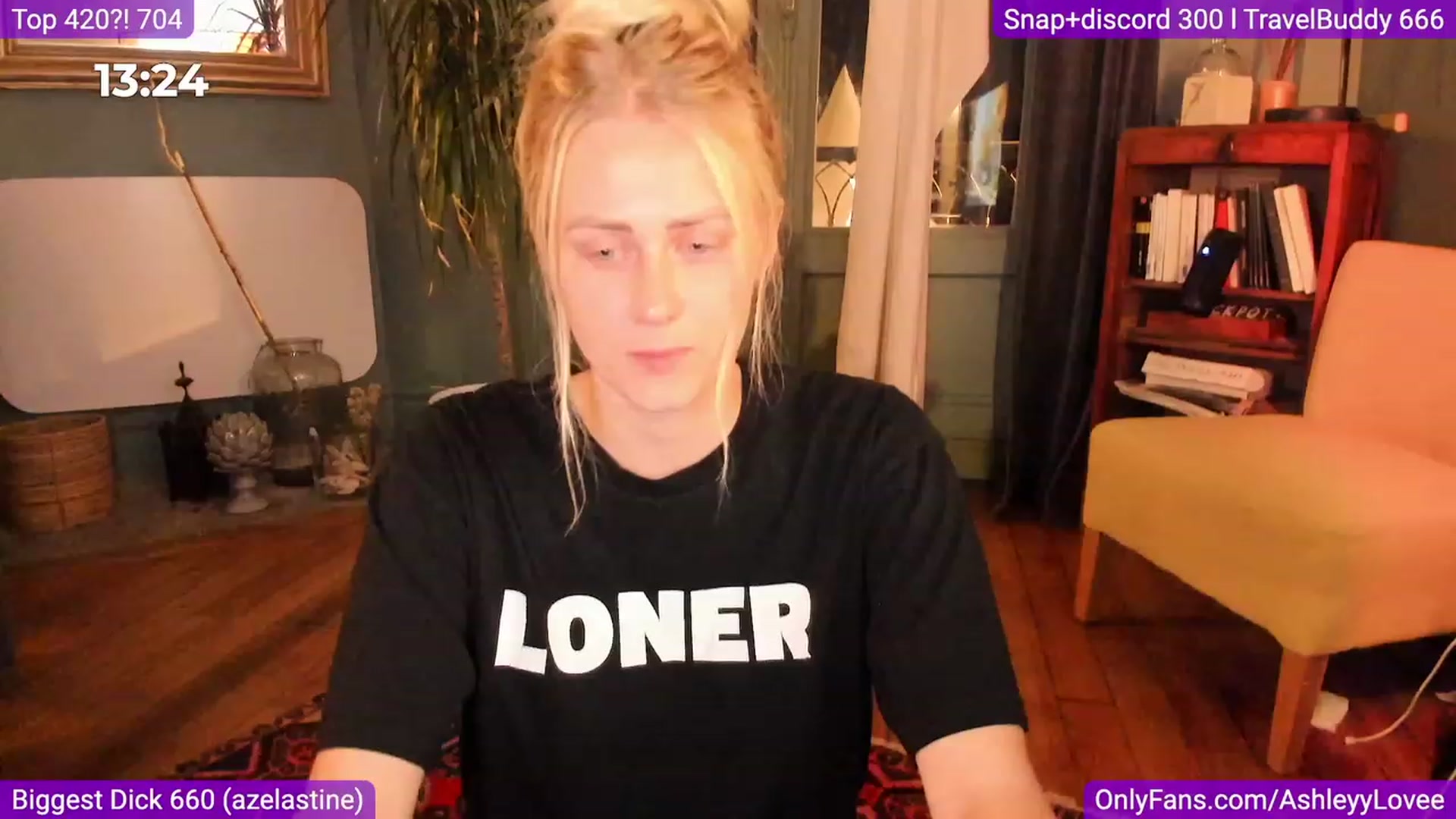 Gallery image thumbnail from AshleyyLovee's myfreecams stream on, 09/26/2023, 22:05 image 12 of 20