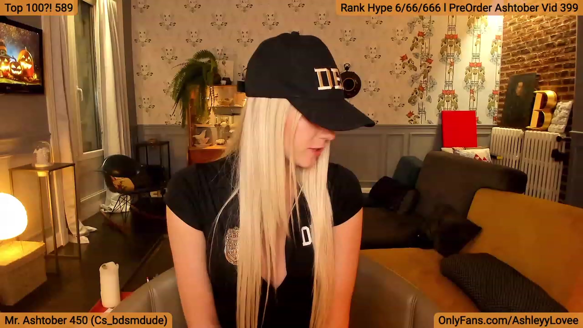Gallery image thumbnail from AshleyyLovee's myfreecams stream on, 10/01/2023, 22:45 image 14 of 20