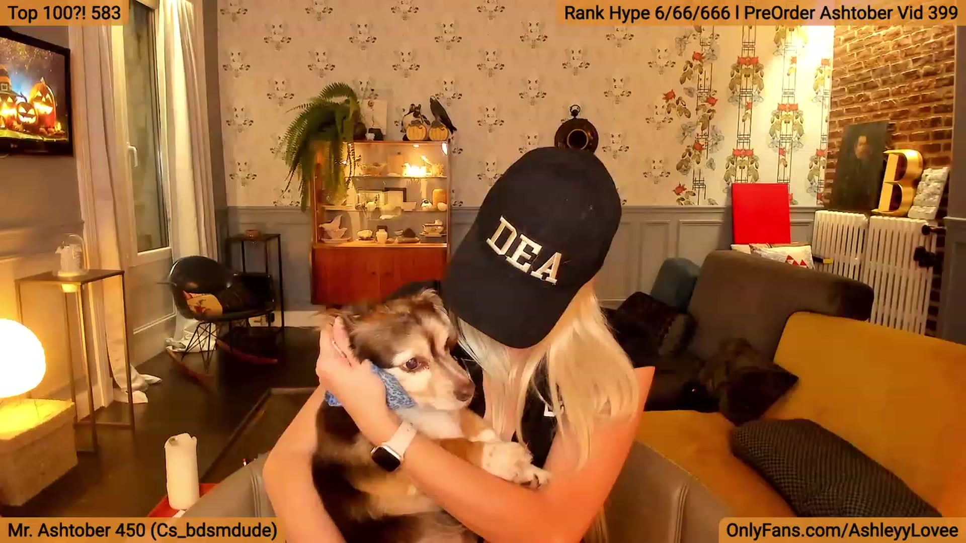 Gallery image thumbnail from AshleyyLovee's myfreecams stream on, 10/01/2023, 22:45 image 13 of 20