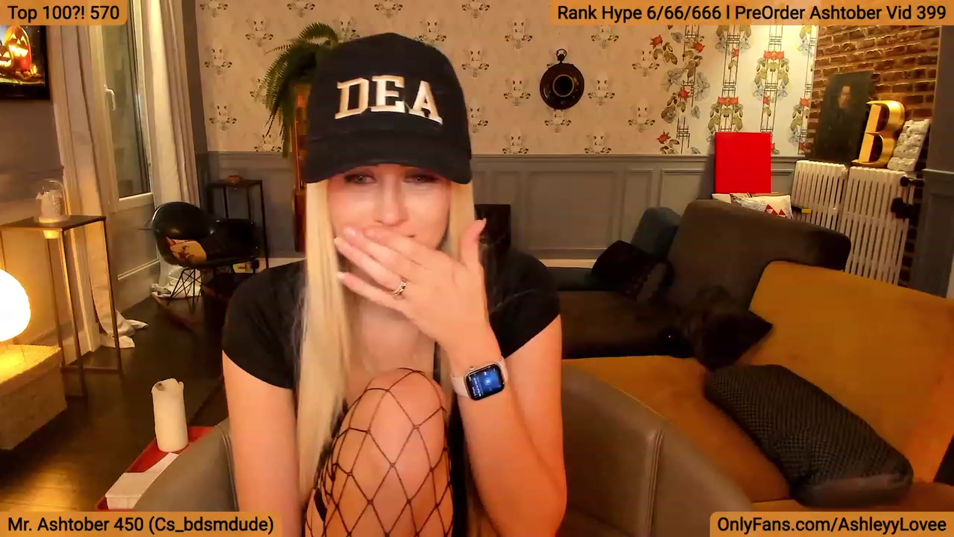 Gallery image thumbnail from AshleyyLovee's myfreecams stream on, 10/01/2023, 23:51 image 2 of 20