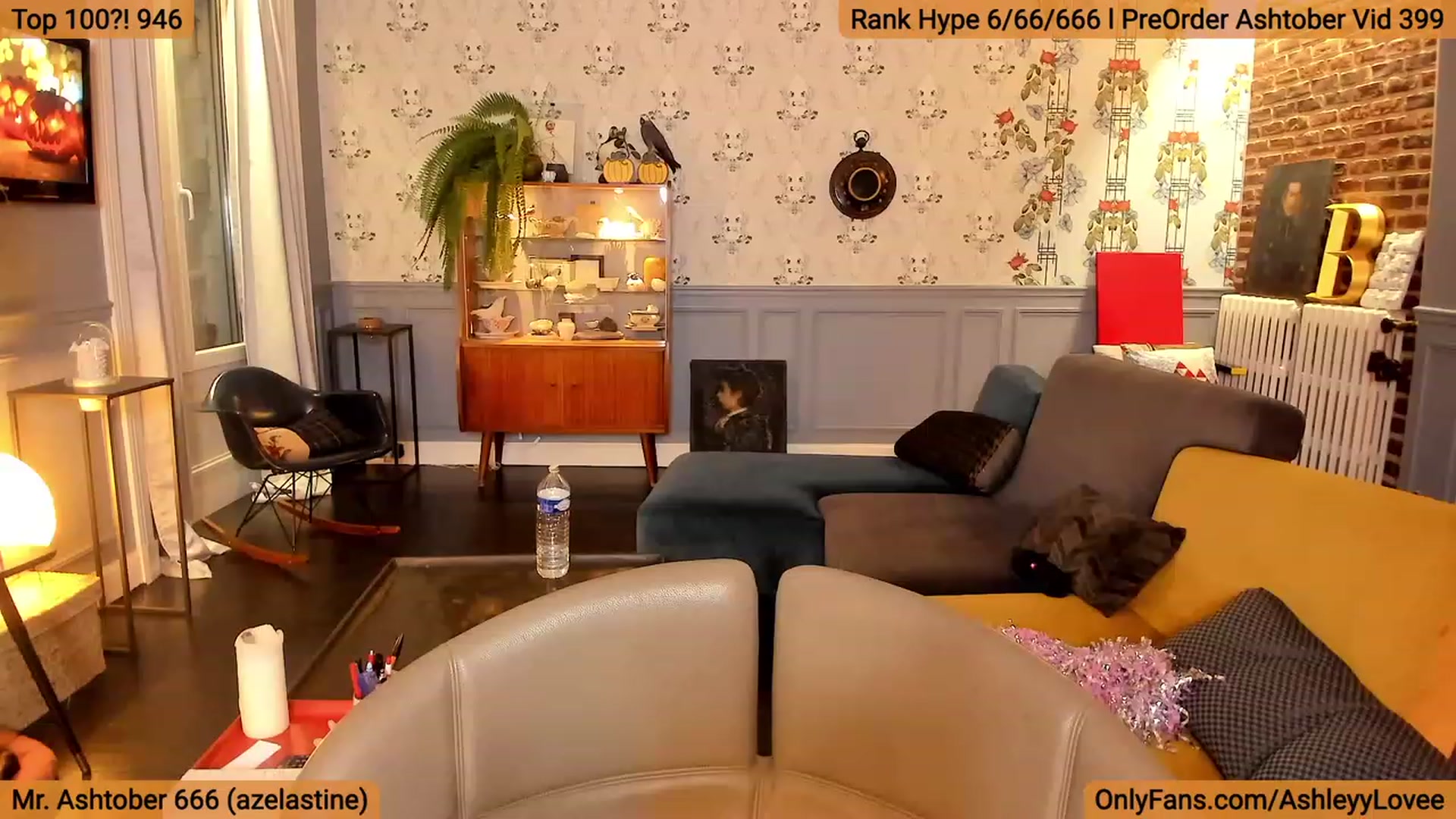 Gallery image thumbnail from AshleyyLovee's myfreecams stream on, 10/02/2023, 20:28 image 19 of 20