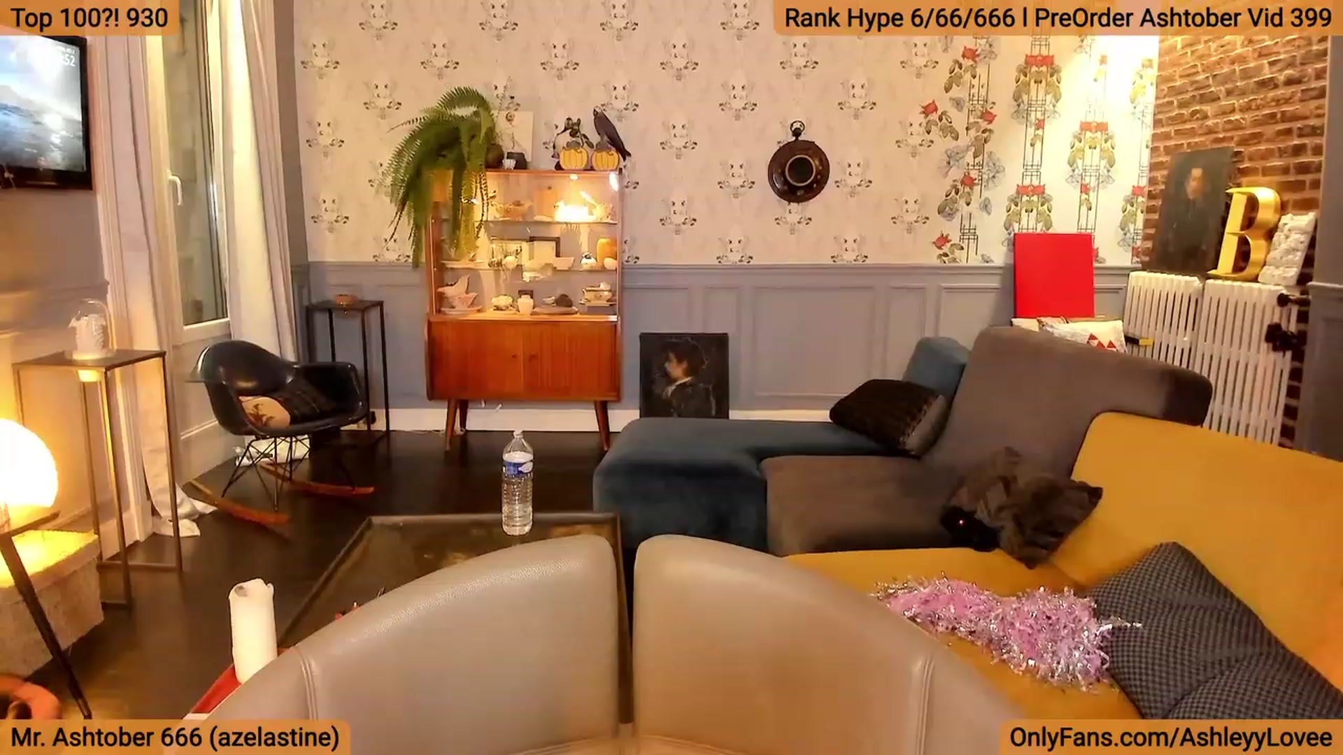 Gallery image thumbnail from AshleyyLovee's myfreecams stream on, 10/02/2023, 20:28 image 8 of 20