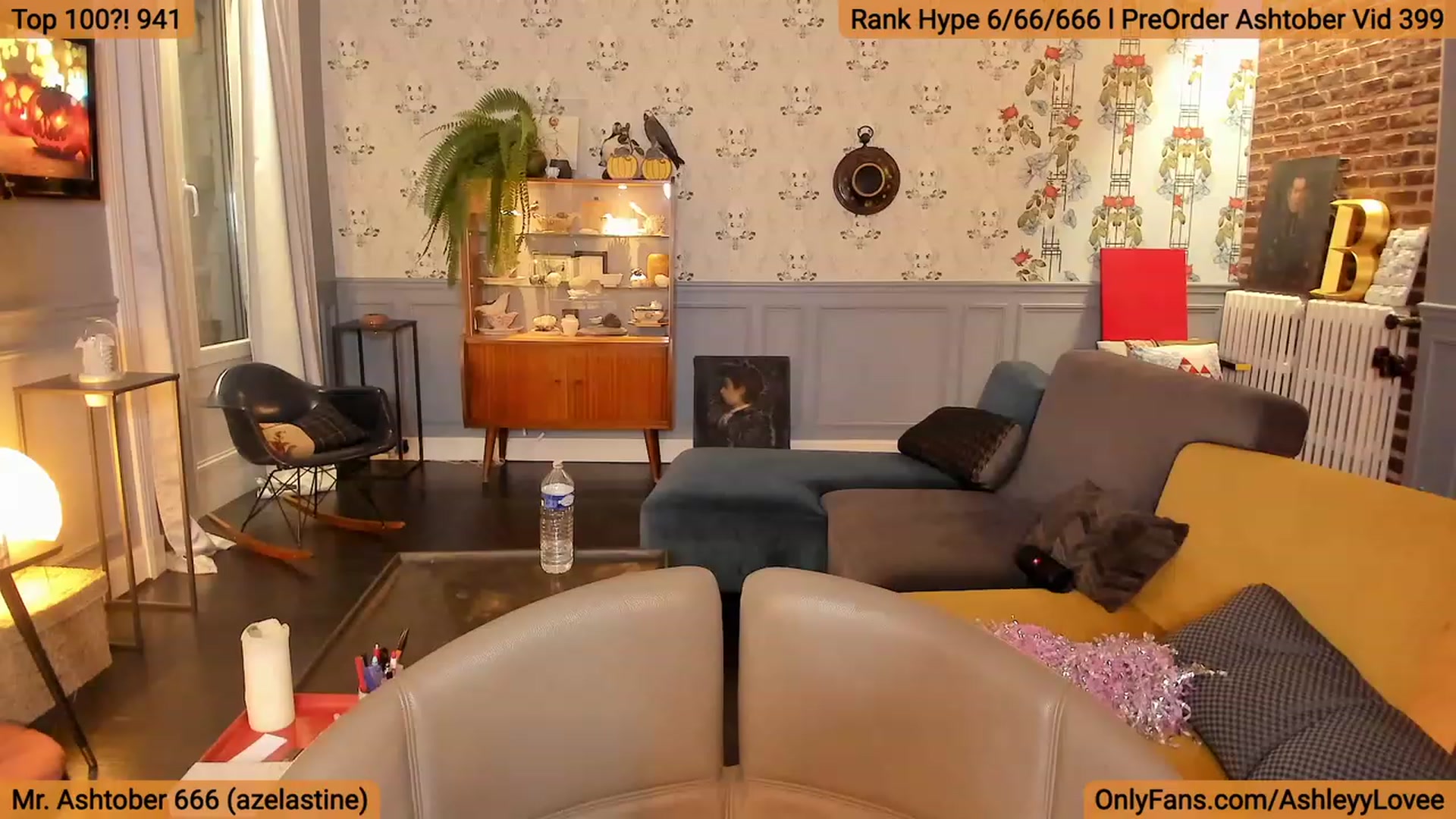 Gallery image thumbnail from AshleyyLovee's myfreecams stream on, 10/02/2023, 21:25 image 3 of 20