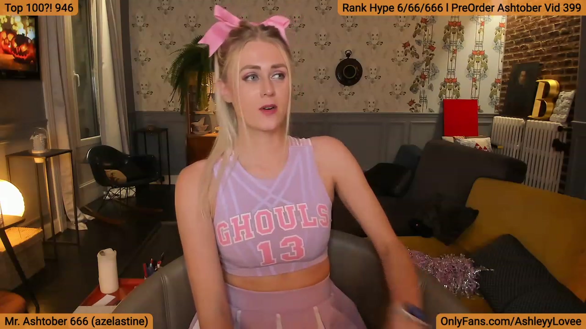 Gallery image thumbnail from AshleyyLovee's myfreecams stream on, 10/02/2023, 21:25 image 15 of 20