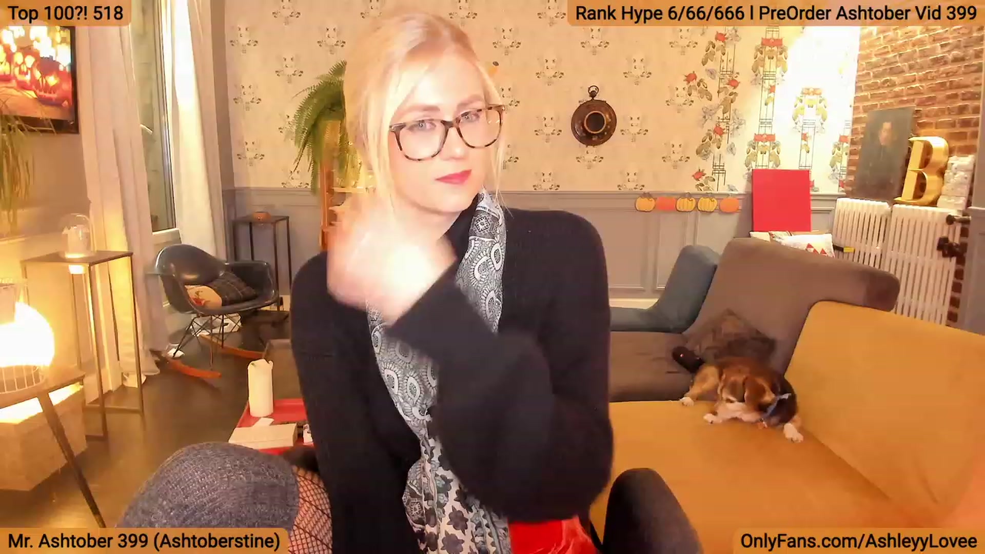 Gallery image thumbnail from AshleyyLovee's myfreecams stream on, 10/03/2023, 21:07 image 13 of 20