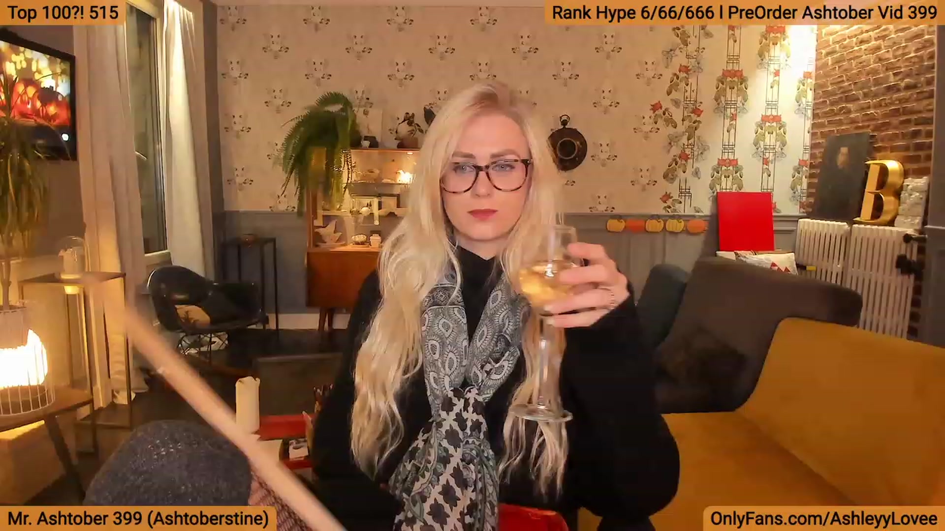 Gallery image thumbnail from AshleyyLovee's myfreecams stream on, 10/03/2023, 22:46 image 4 of 20