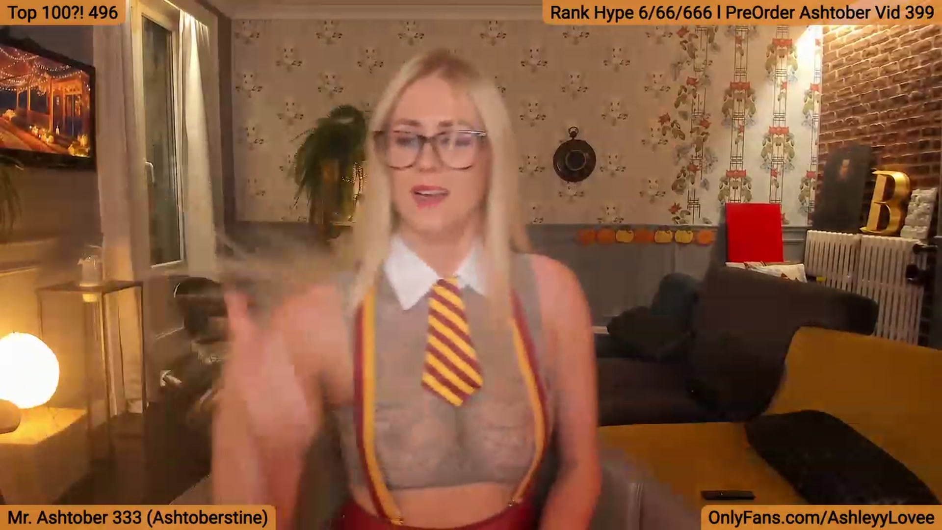 Gallery image thumbnail from AshleyyLovee's myfreecams stream on, 10/05/2023, 20:16 image 11 of 20