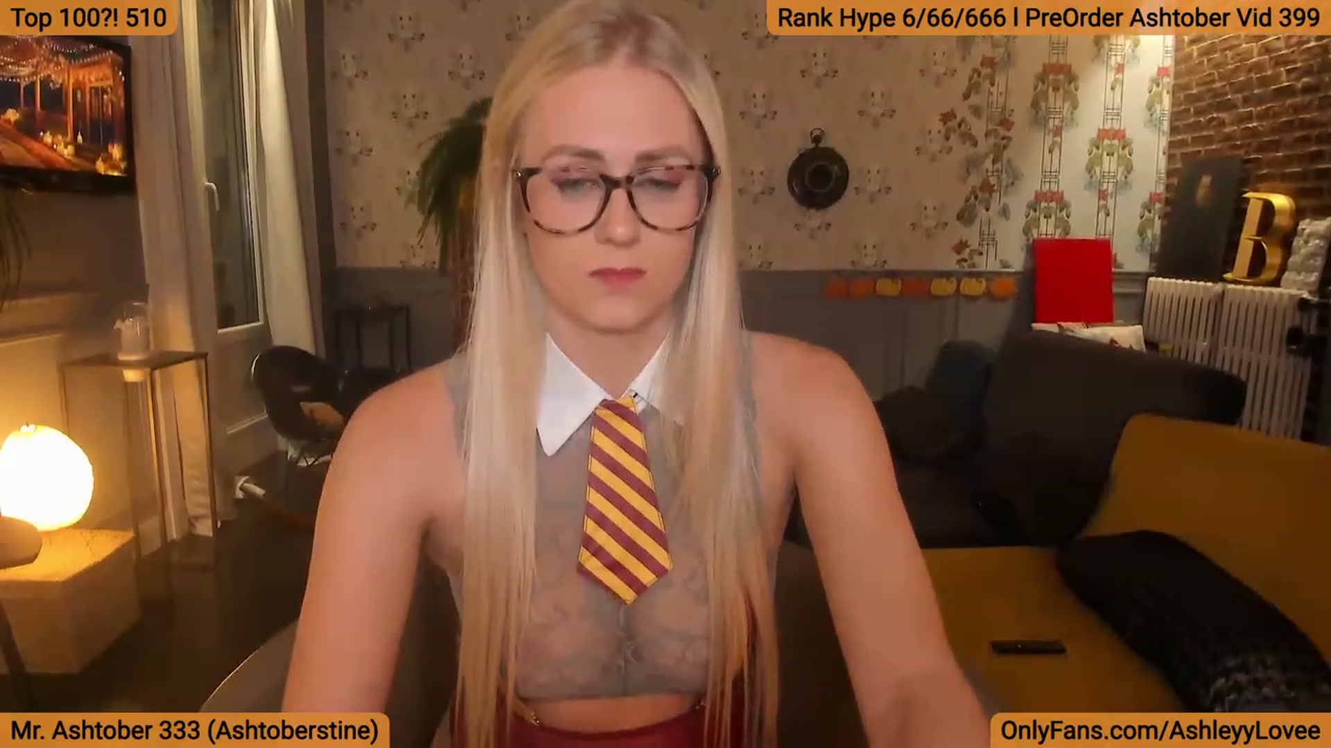 Gallery image thumbnail from AshleyyLovee's myfreecams stream on, 10/05/2023, 20:16 image 8 of 20