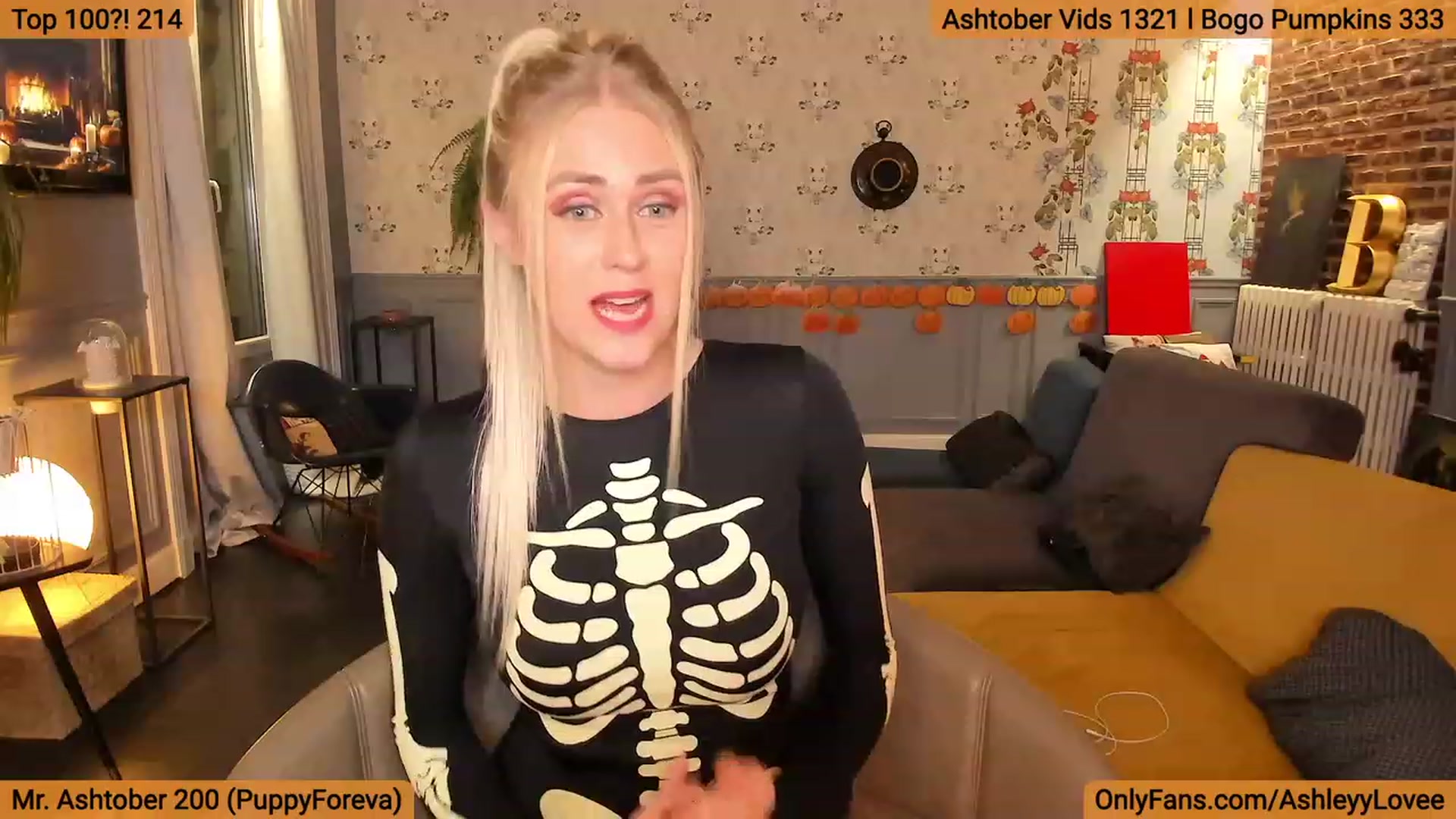 Gallery image thumbnail from AshleyyLovee's myfreecams stream on, 10/17/2023, 21:41 image 16 of 20