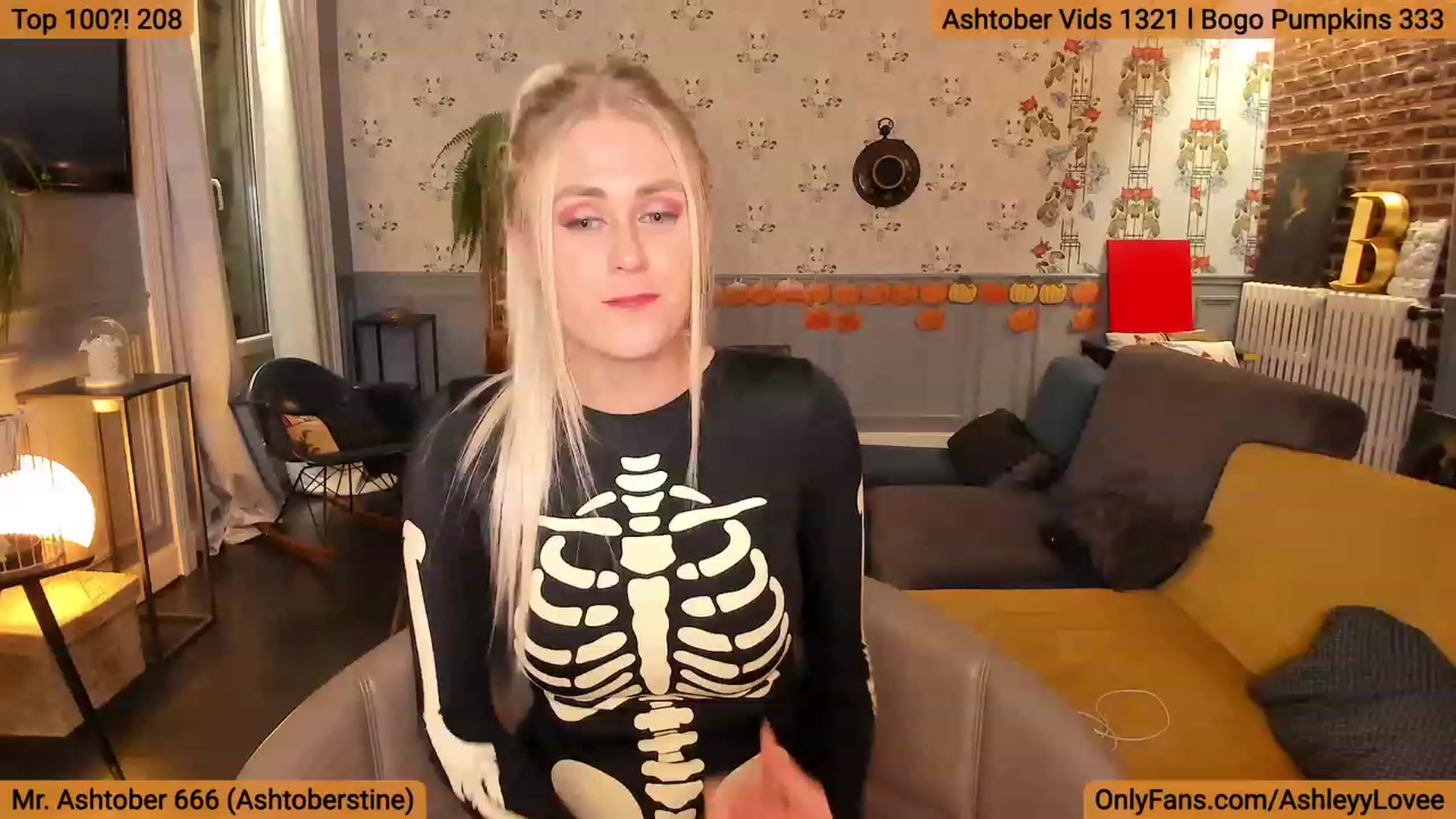 Gallery image thumbnail from AshleyyLovee's myfreecams stream on, 10/17/2023, 23:41 image 3 of 20