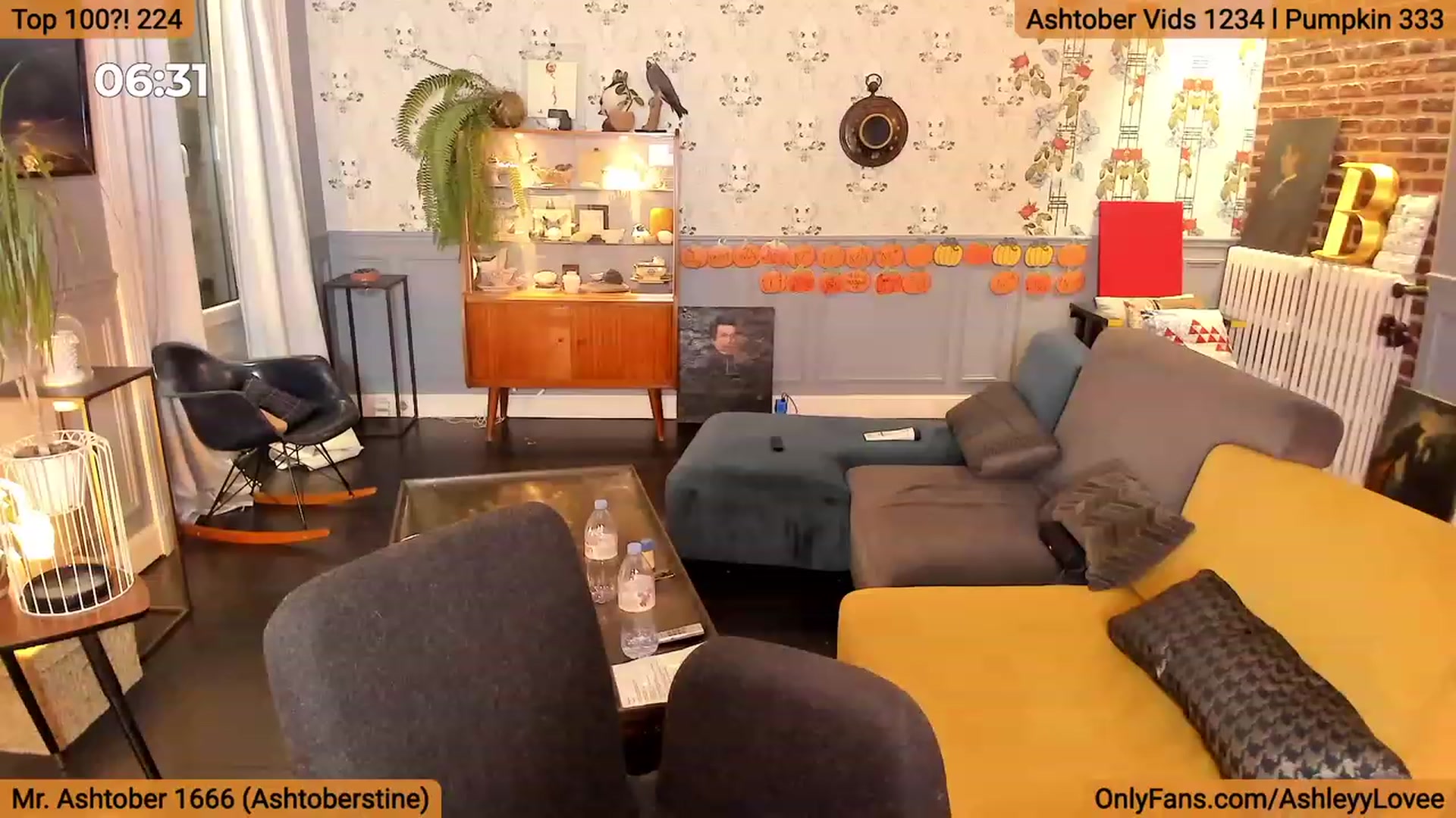 Gallery image thumbnail from AshleyyLovee's myfreecams stream on, 11/01/2023, 24:52 image 19 of 20
