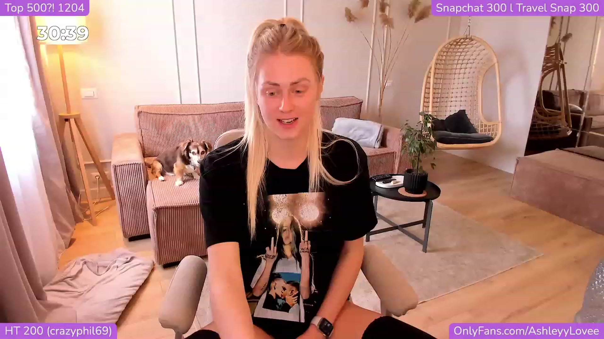 Gallery image thumbnail from AshleyyLovee's myfreecams stream on, 11/07/2023, 11:32 image 5 of 20