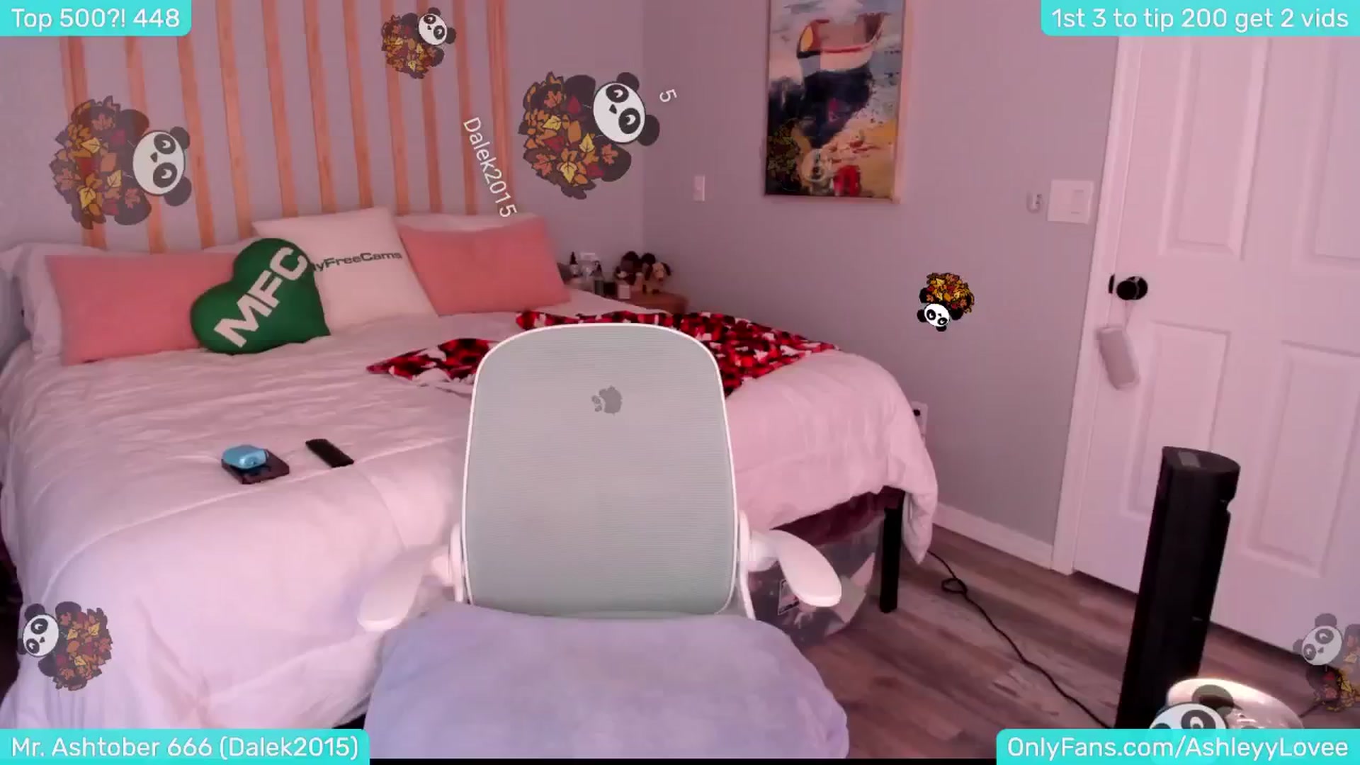 Gallery image thumbnail from AshleyyLovee's myfreecams stream on, 12/04/2024, 22:46 image 11 of 20