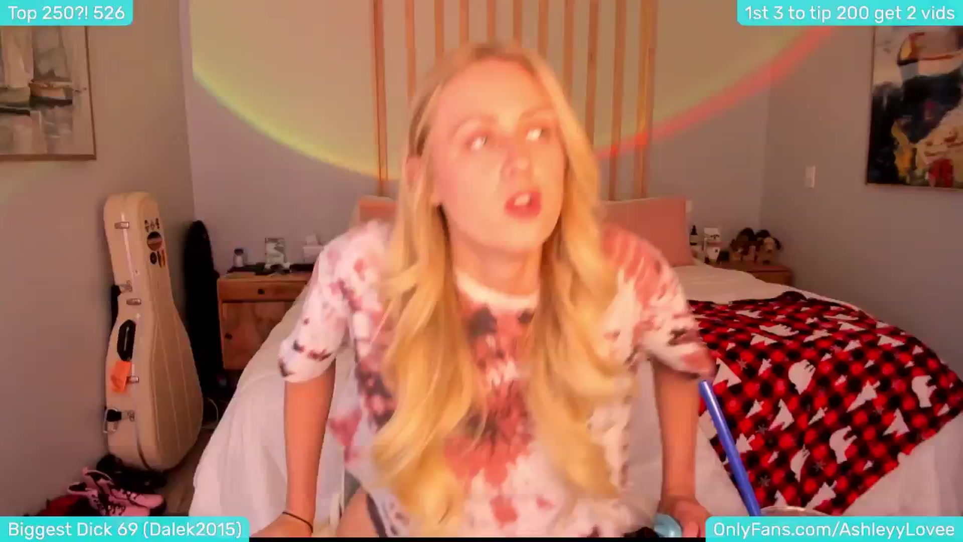 Gallery image thumbnail from AshleyyLovee's myfreecams stream on, 12/06/2024, 01:13 image 9 of 20