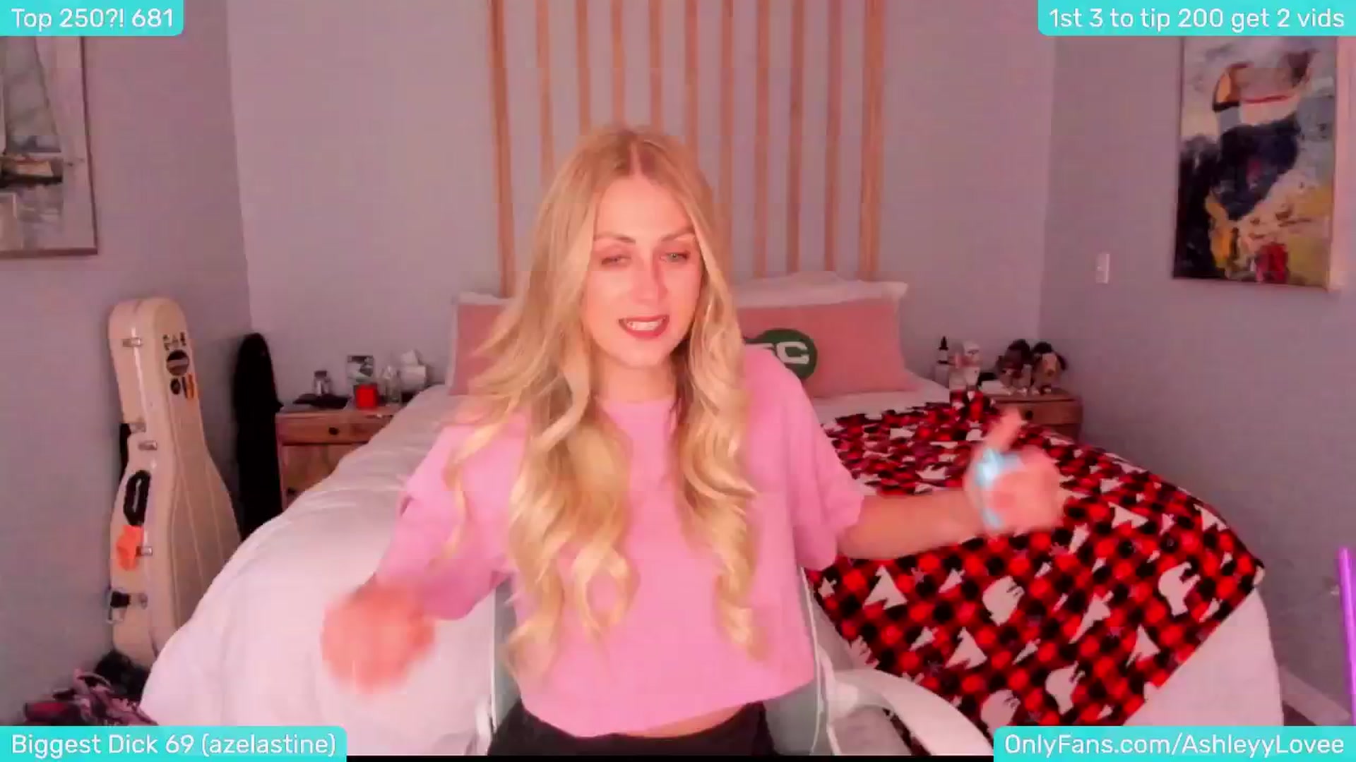 Gallery image thumbnail from AshleyyLovee's myfreecams stream on, 12/06/2024, 23:41 image 4 of 20