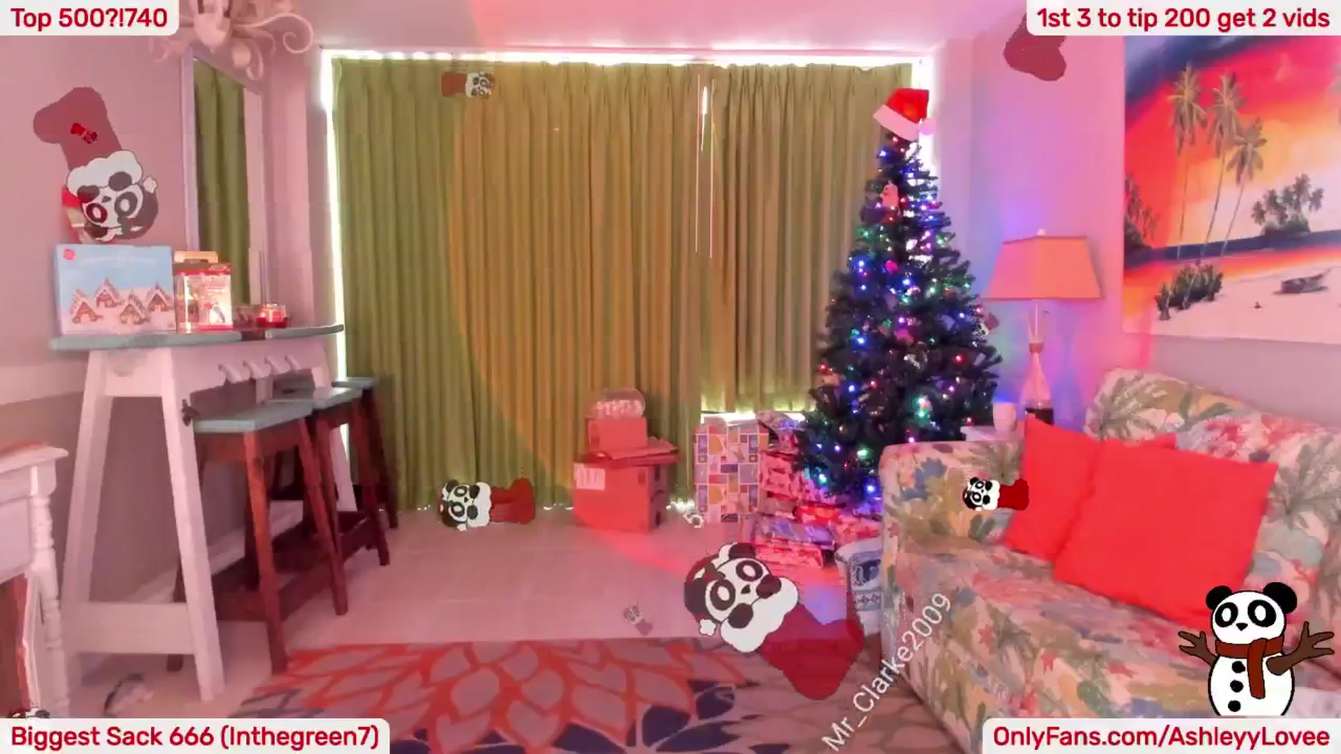 Gallery image thumbnail from AshleyyLovee's myfreecams stream on, 12/20/2024, 20:49 image 7 of 20