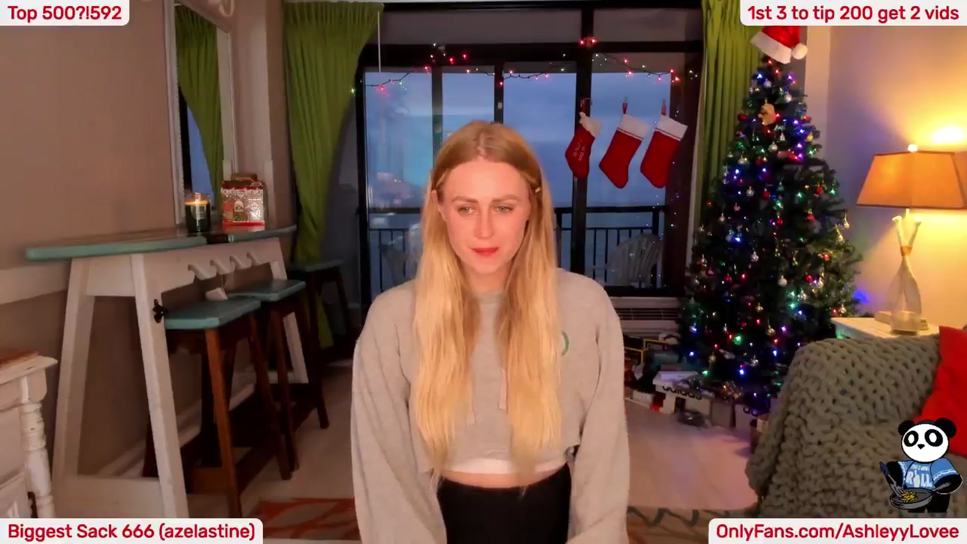 Gallery image thumbnail from AshleyyLovee's myfreecams stream on, 12/29/2024, 22:53 image 17 of 20