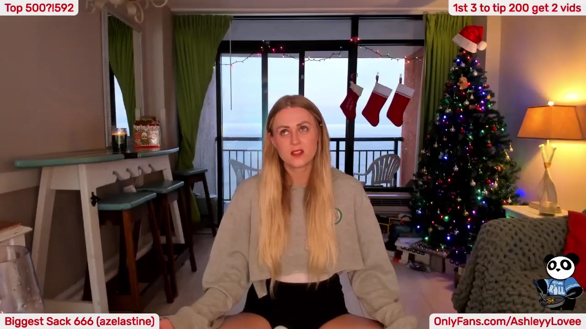 Gallery image thumbnail from AshleyyLovee's myfreecams stream on, 12/29/2024, 22:53 image 13 of 20